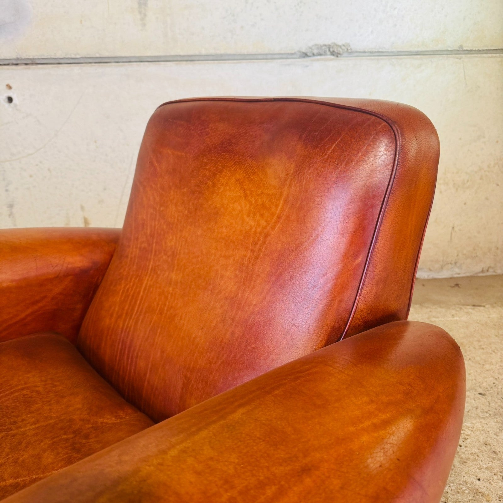 Pair of Vintage Art Deco Style Italian Tan Leather Club Chairs by Baxter