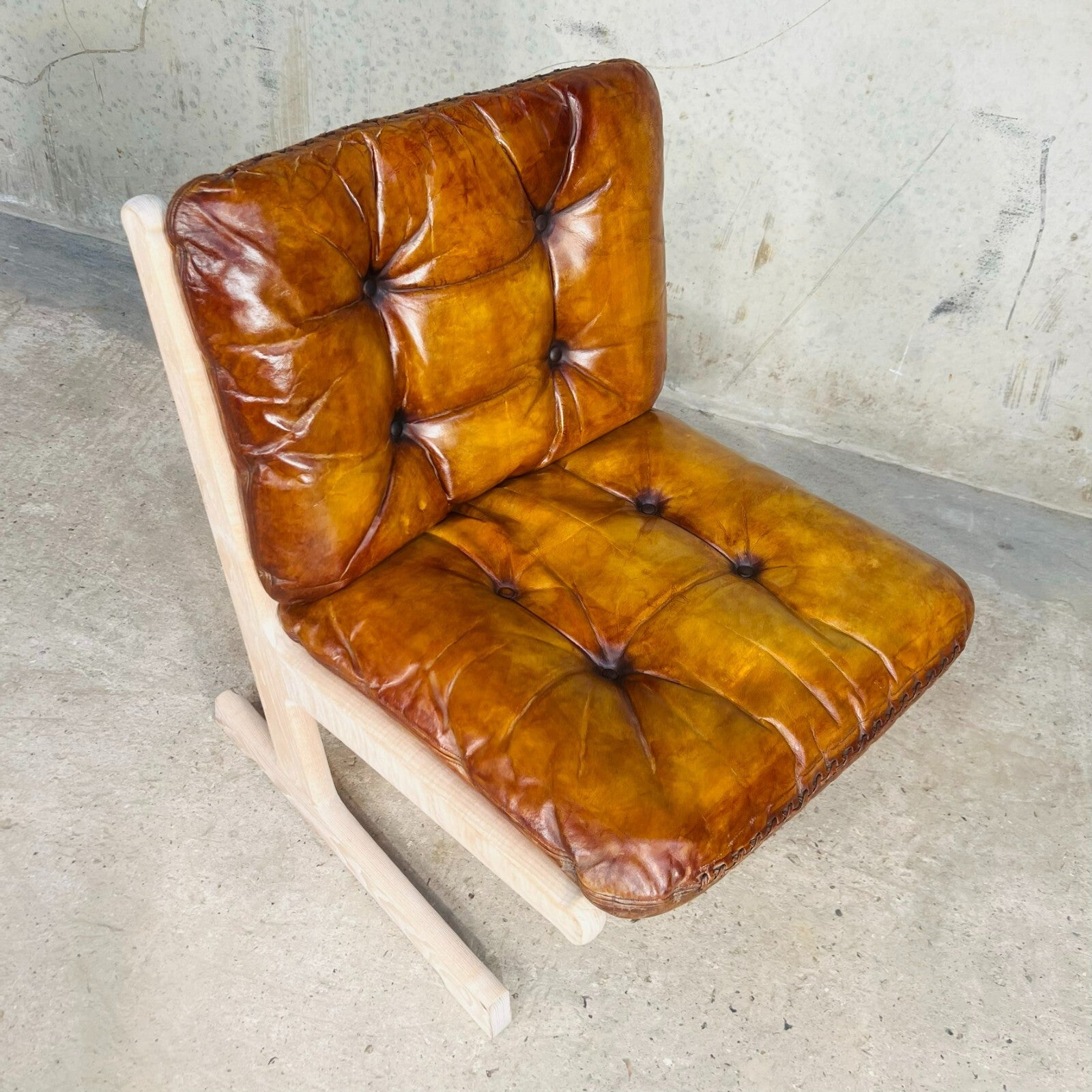 Super Stylish Danish Vintage Cado Lounge Chair Light Beech and Tan Leather