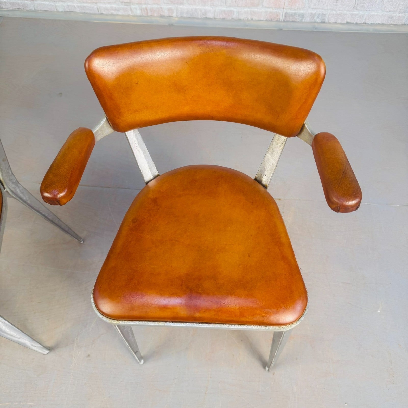 Set of 10 Ernest Race BA3 Dining Chairs – Tan Leather Mid-Century Modern Icons