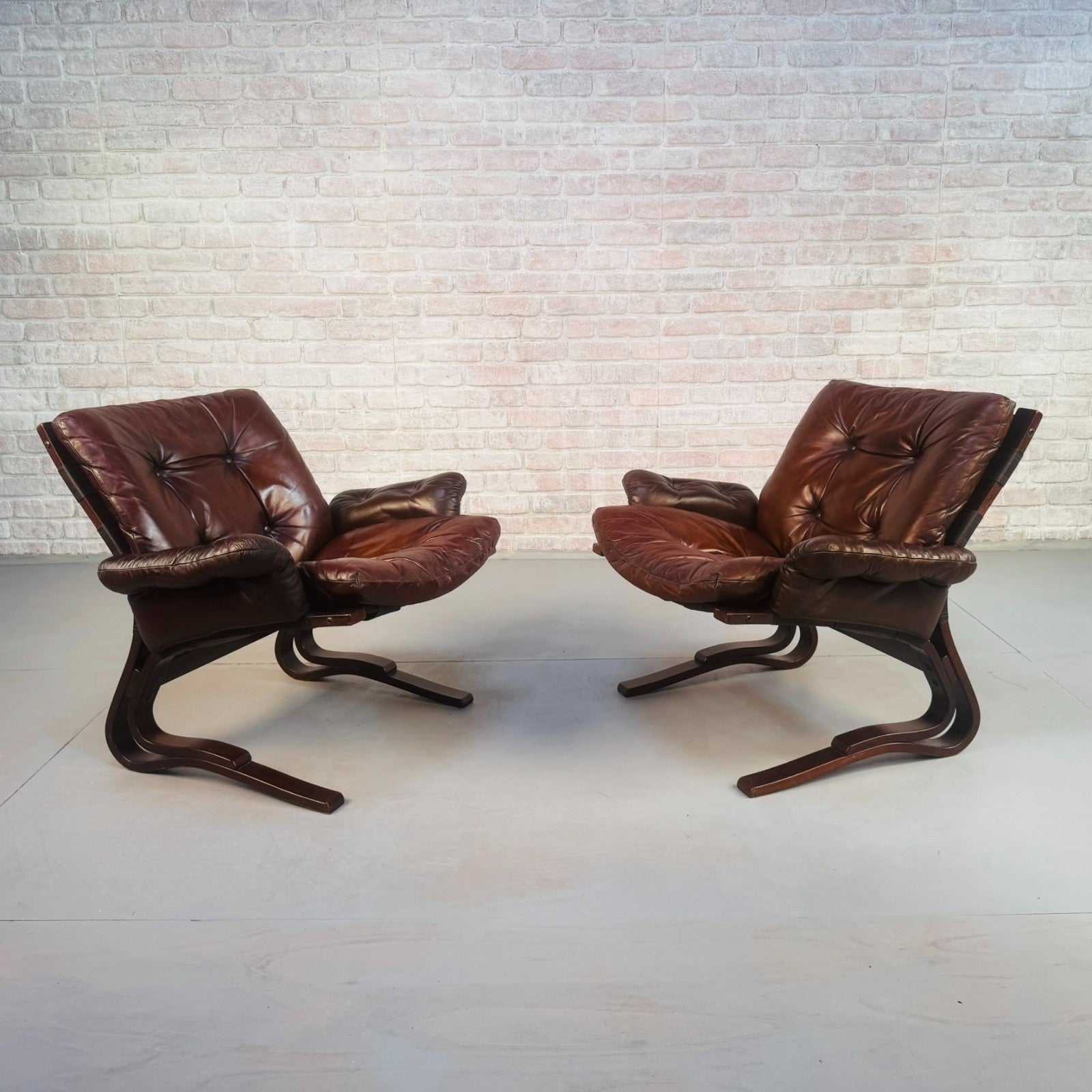 Pair of 1970s Danish ‘Skyline’ Brown Leather Armchairs by Hove Møbler