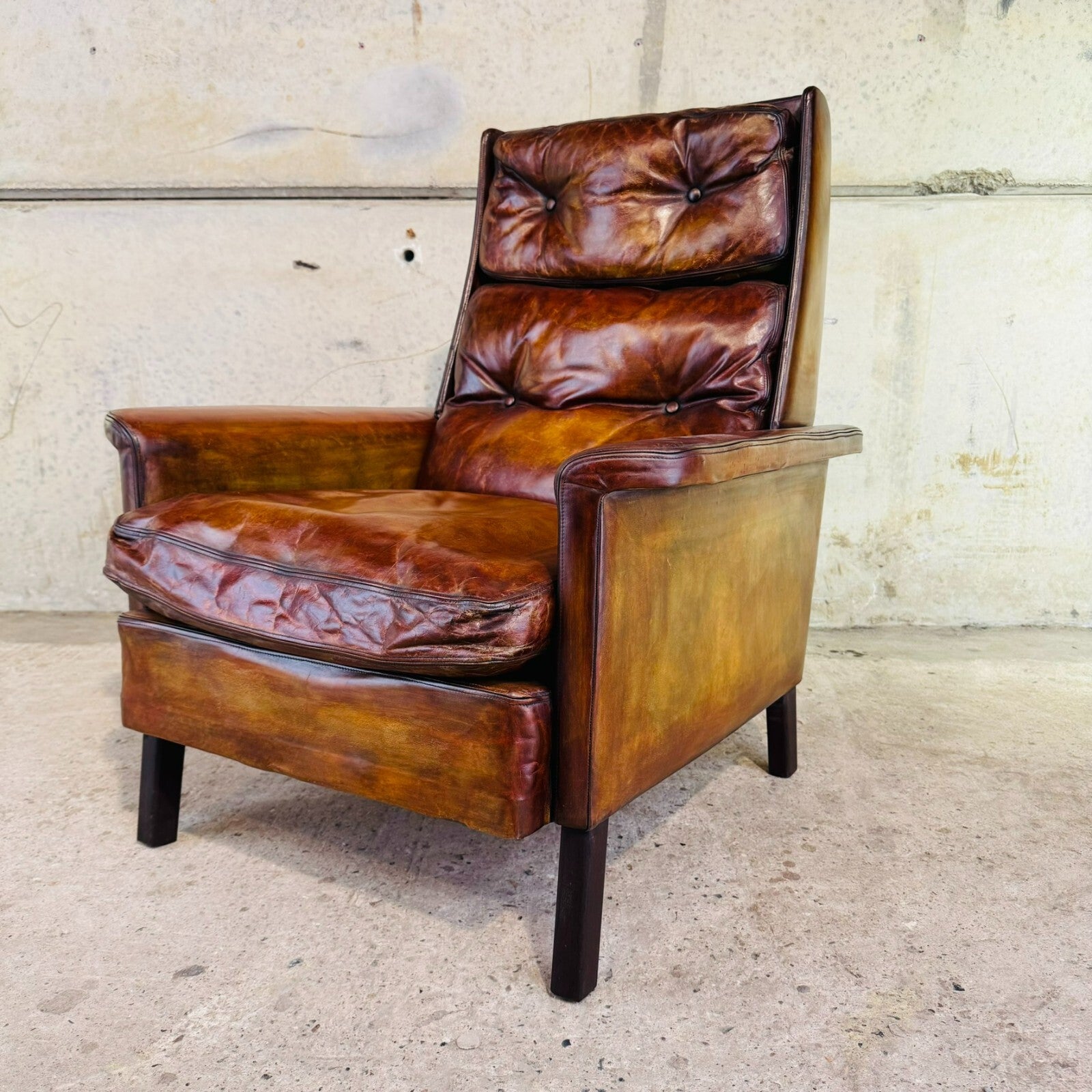 Vintage 70s Danish High-Back Tan Leather Chair – Timeless Comfort & Style