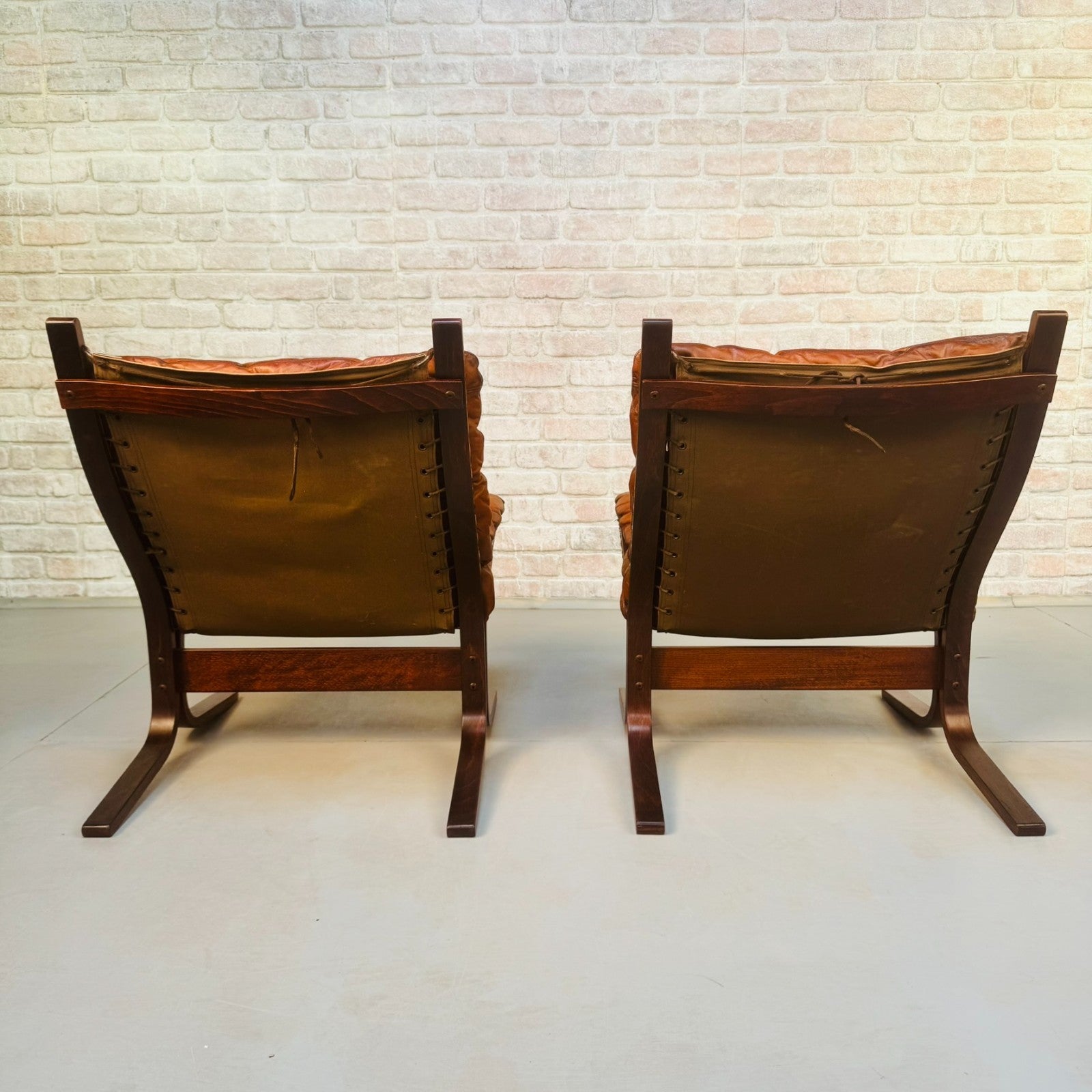 Pair of Vintage Westnofa Siesta Tan Leather Lounge Chairs by Ingmar Relling