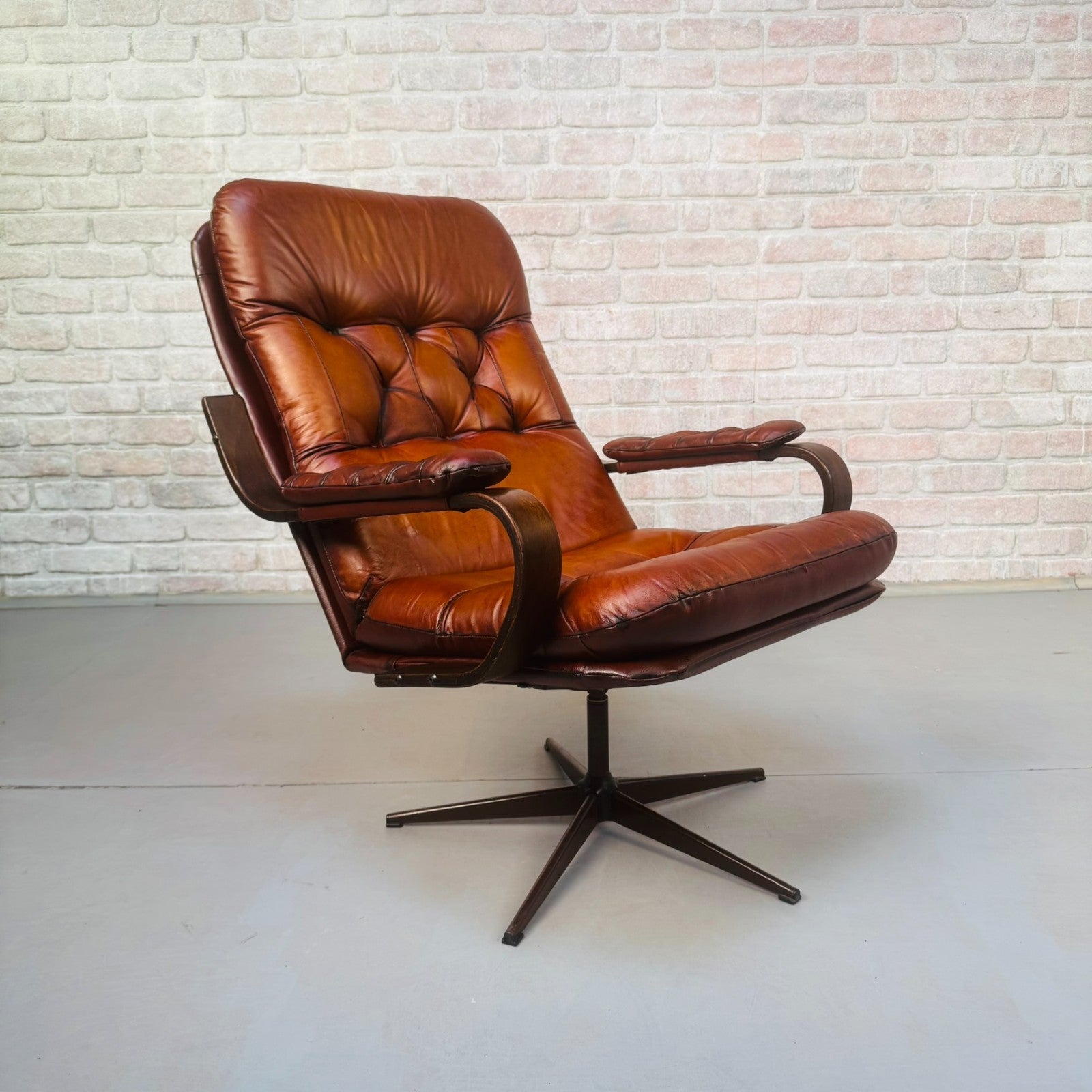 Vintage Danish Hand Dyed Tan Leather Swivel Chair – Neat Proportions