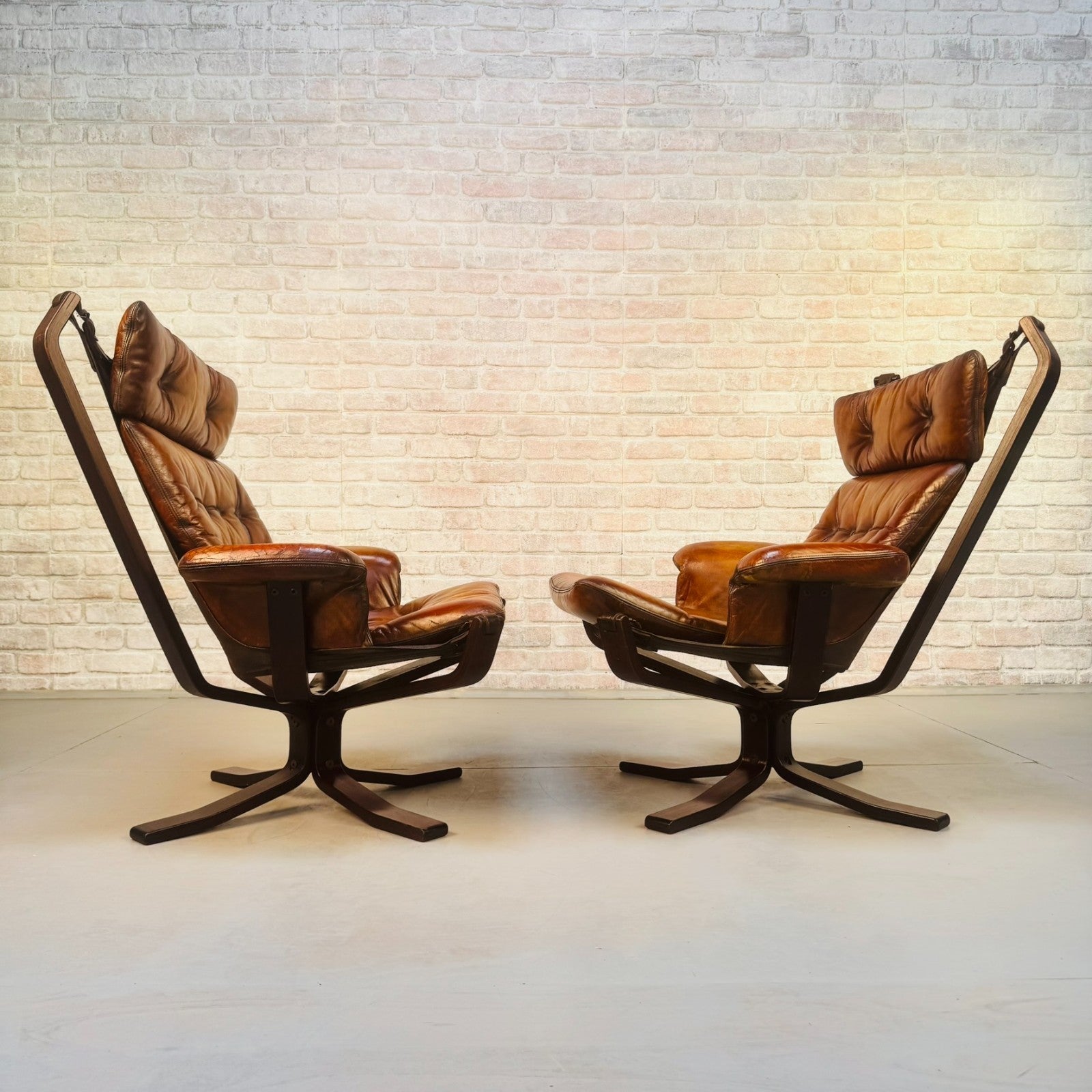 Pair Vintage Trygg Mobler Superstar Chairs Sigurd Resell Tan Leather