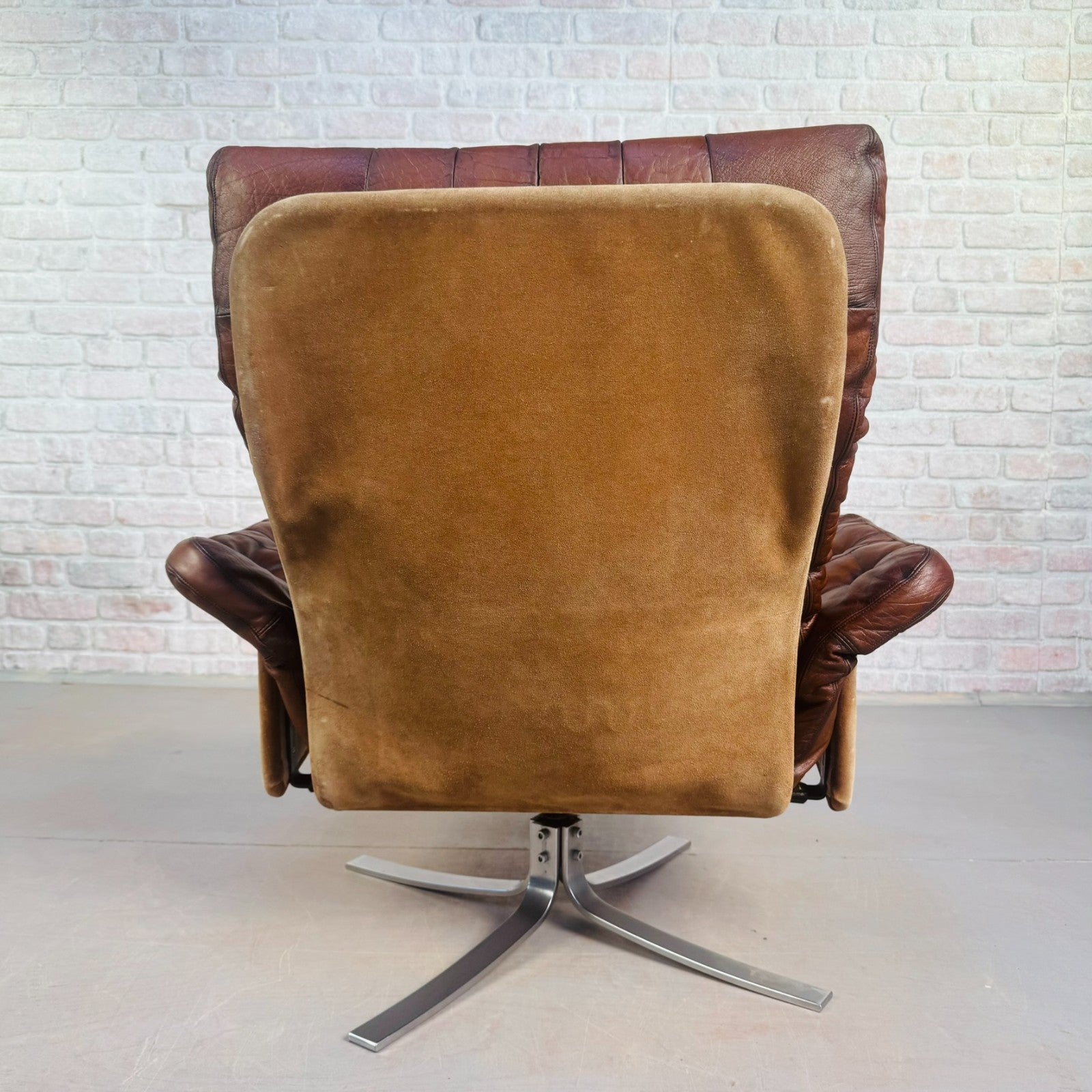 Vintage 60s Søren Nissen & Ebbe Gehl Swivel Lounge Chair by Jeki Møbler