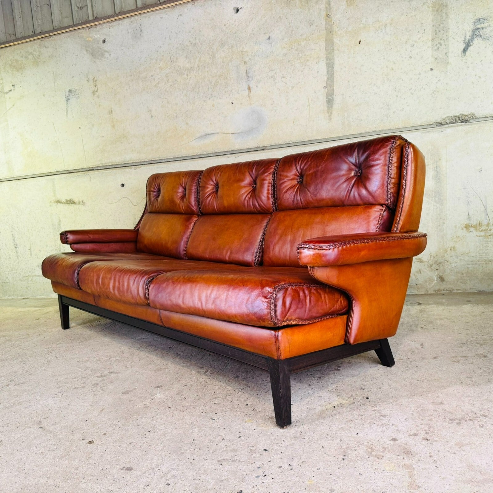 1970s Vintage Danish Long Three-Seater Cognac Leather Sofa – High Back
