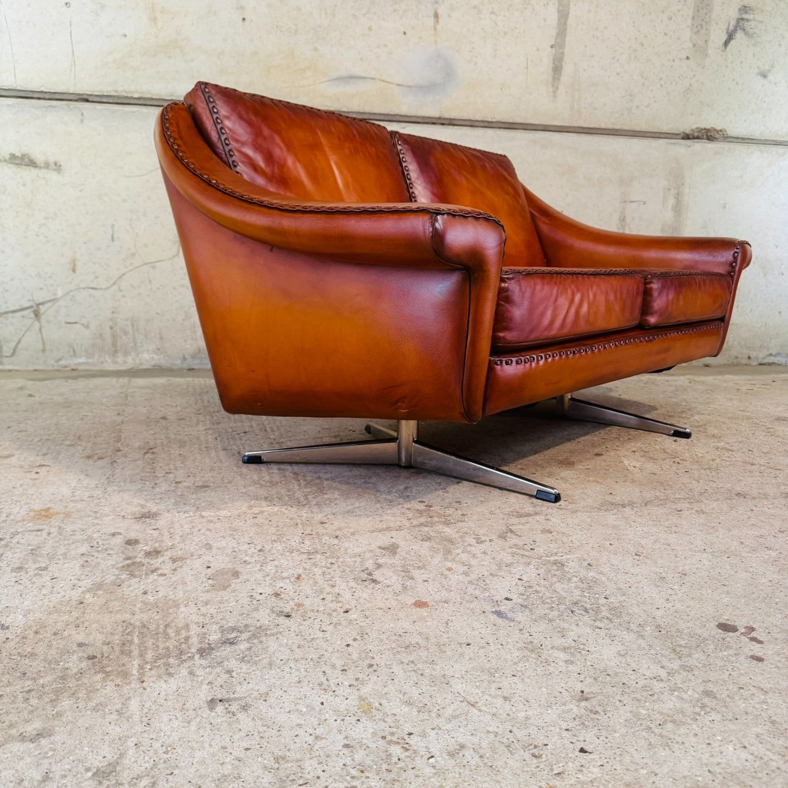1970s "Matador" Two-Seater Light Tan Leather Sofa by Aage Christiansen