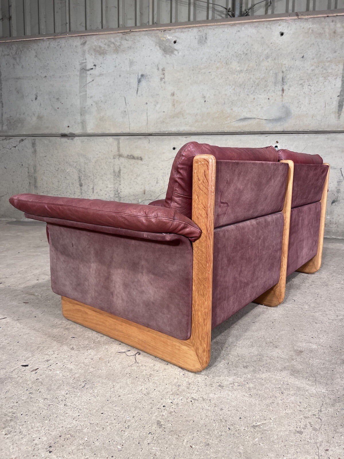 A Superb 1970s De Sede two-seater Mauve leather sofa