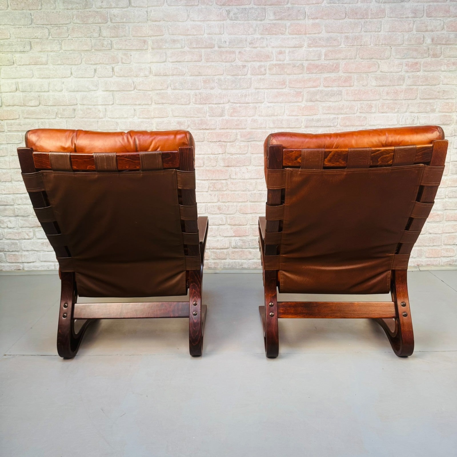 Vintage 1970s Hove Mobler Skyline Lounge Chairs Tan Leather Bentwood Beech