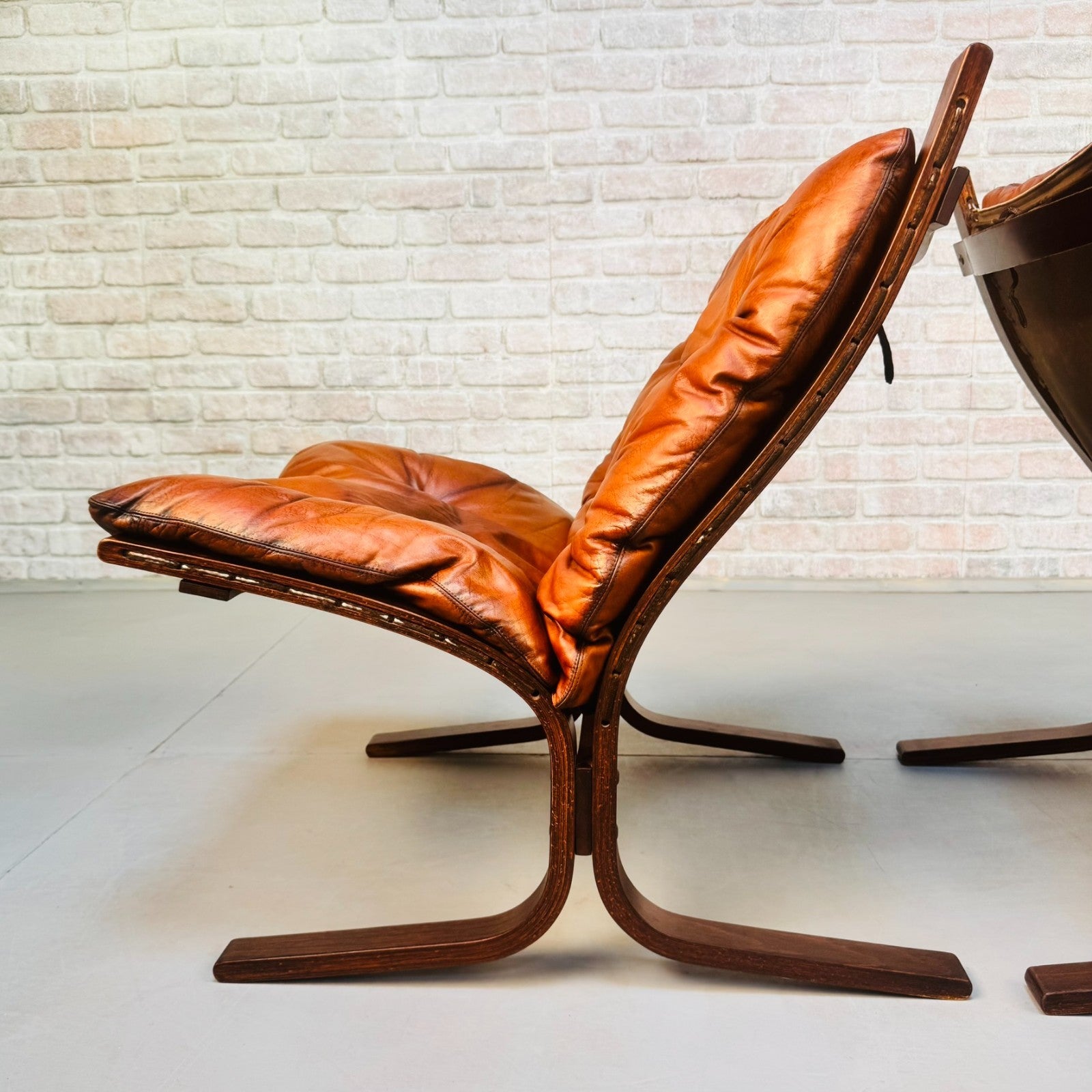 Pair of Vintage Westnofa Siesta Tan Leather Lounge Chairs by Ingmar Relling