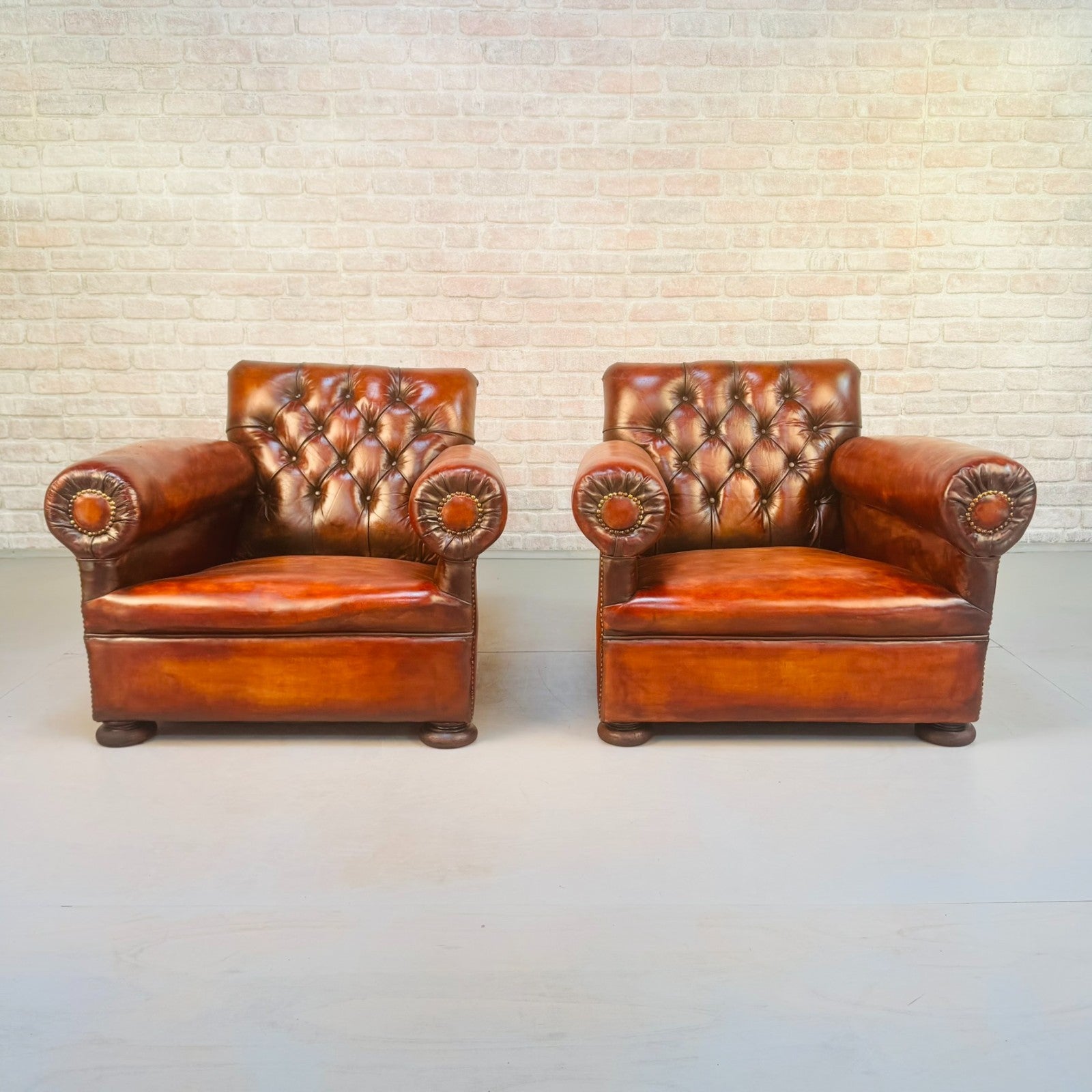 Pair 1920s English Cognac Leather Club Chairs Deep Seated Armchairs