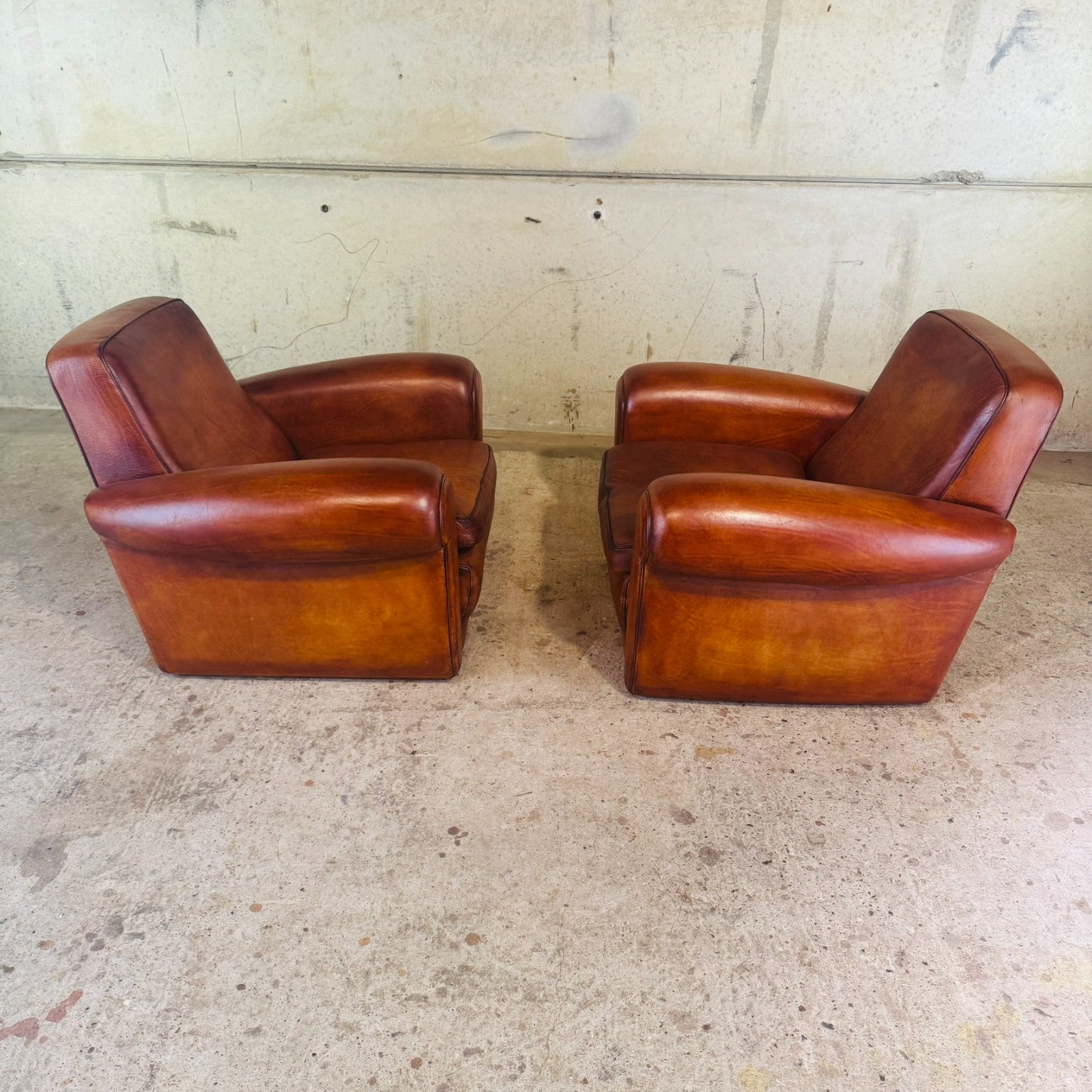 Pair of Vintage Art Deco Style Italian Tan Leather Club Chairs by Baxter