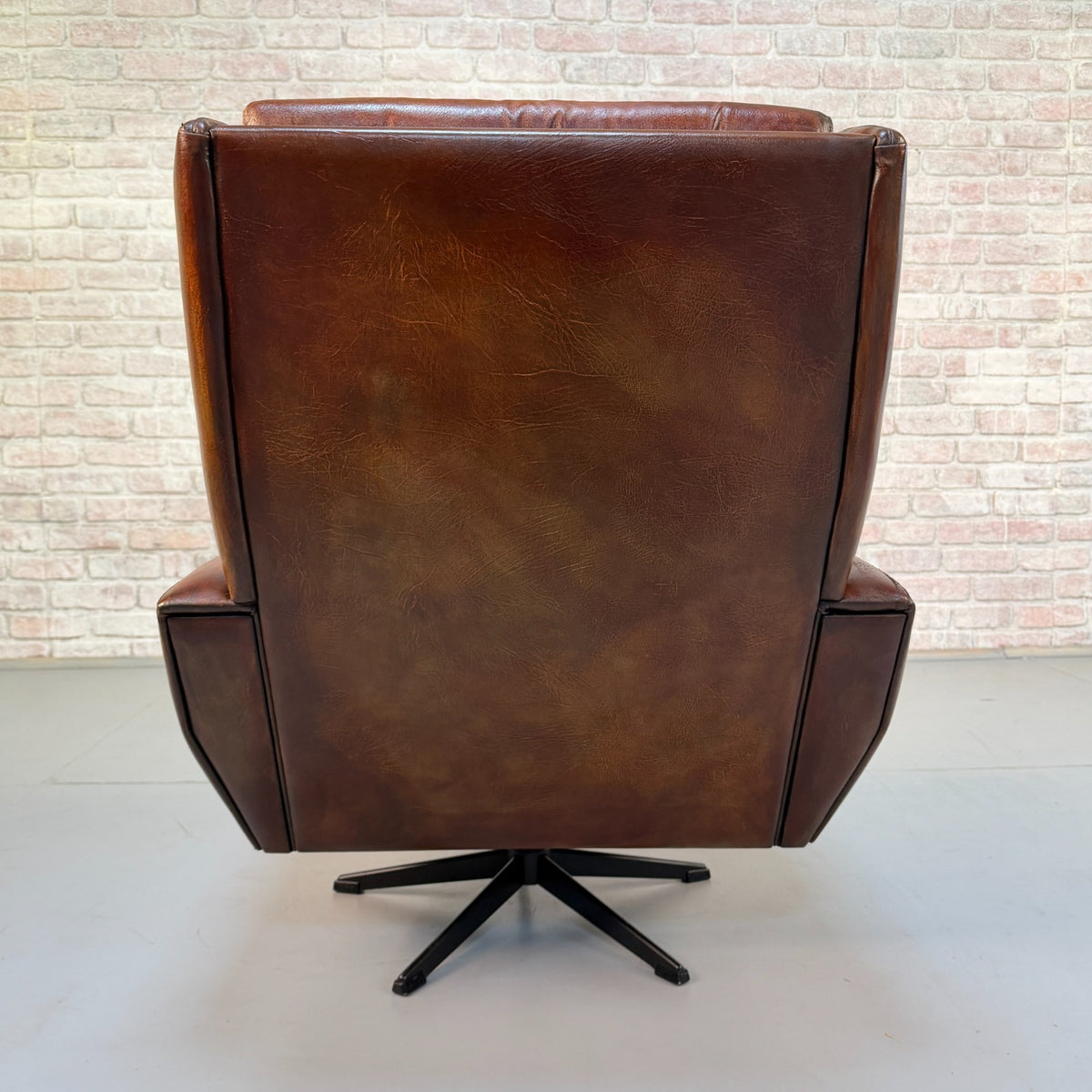 Vintage Danish Tan Leather Swivel Armchair – Scandinavian Design