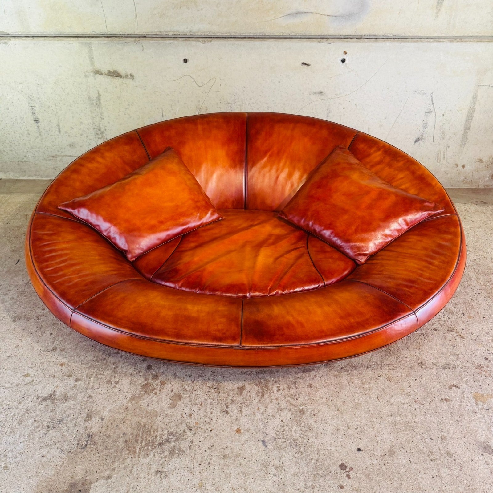 DS-152 Oval Swiss De Sede Two-Seater Tan Leather Sofa - Circa 2000