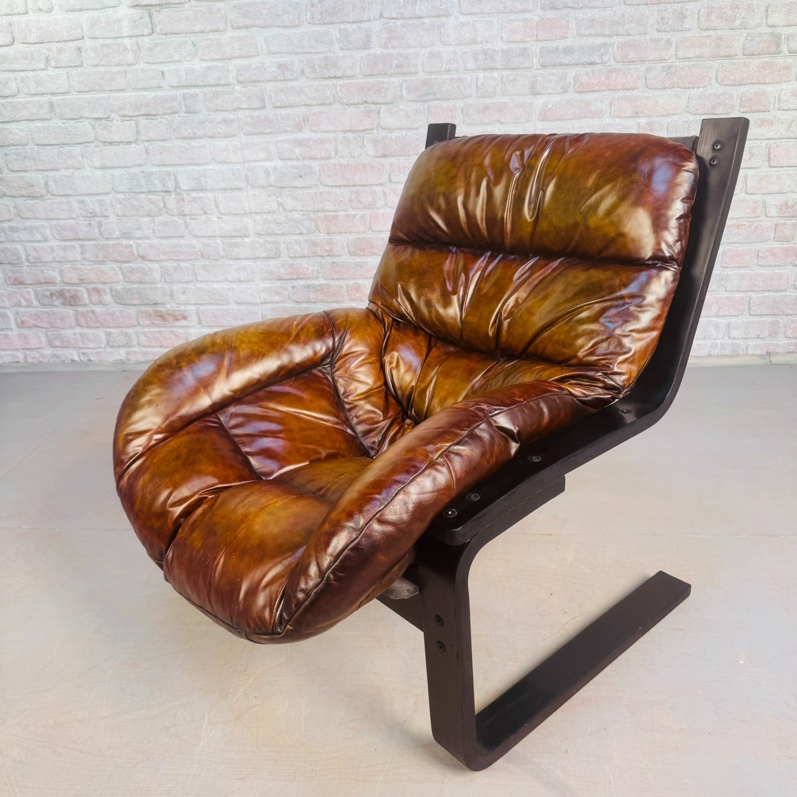 Vintage 1970s Swedish Cantilever Tan Leather Armchair – Stylish, Comfortable