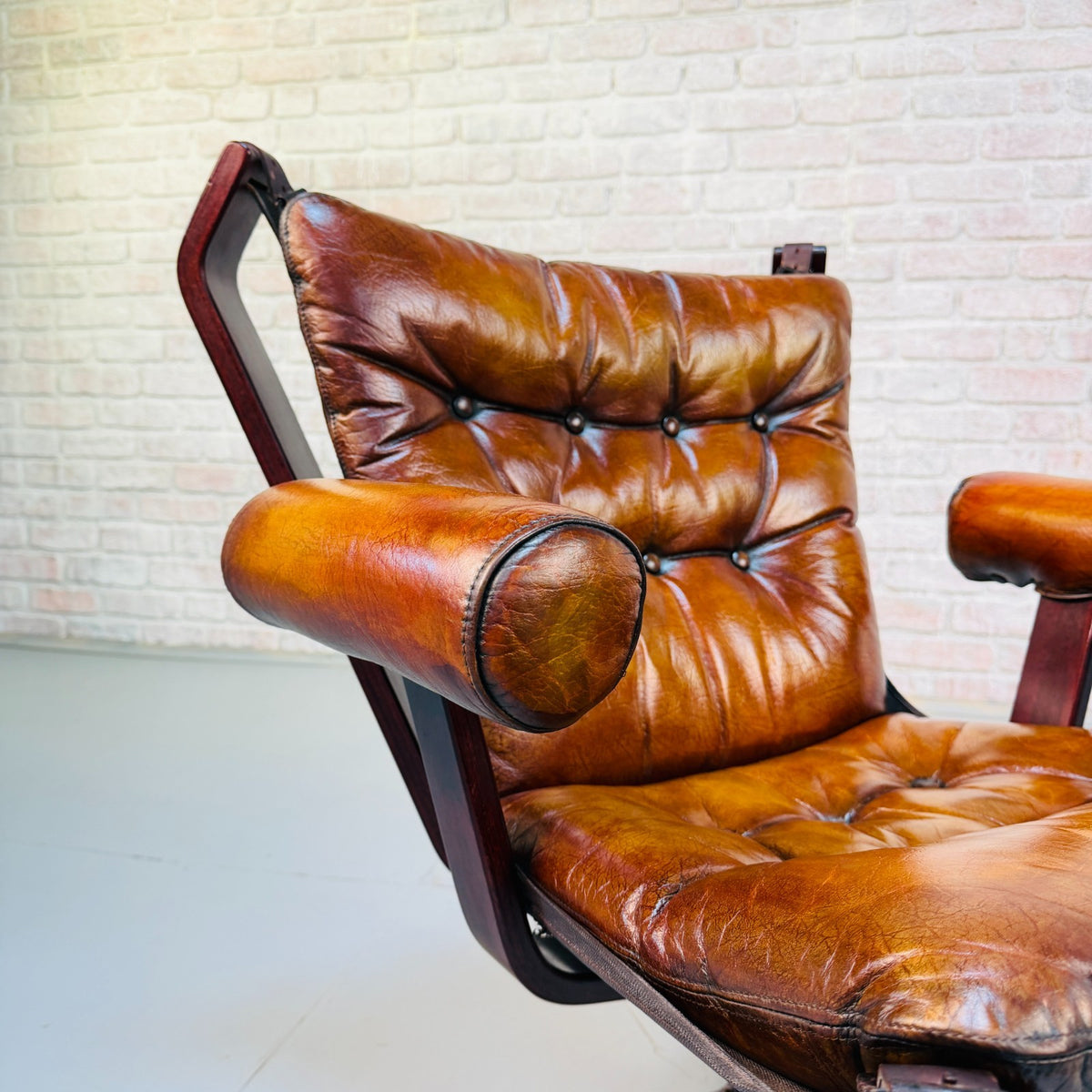 Pair Vintage 1970s Sigurd Ressel Falcon Chairs Tan Leather Norwegian Design