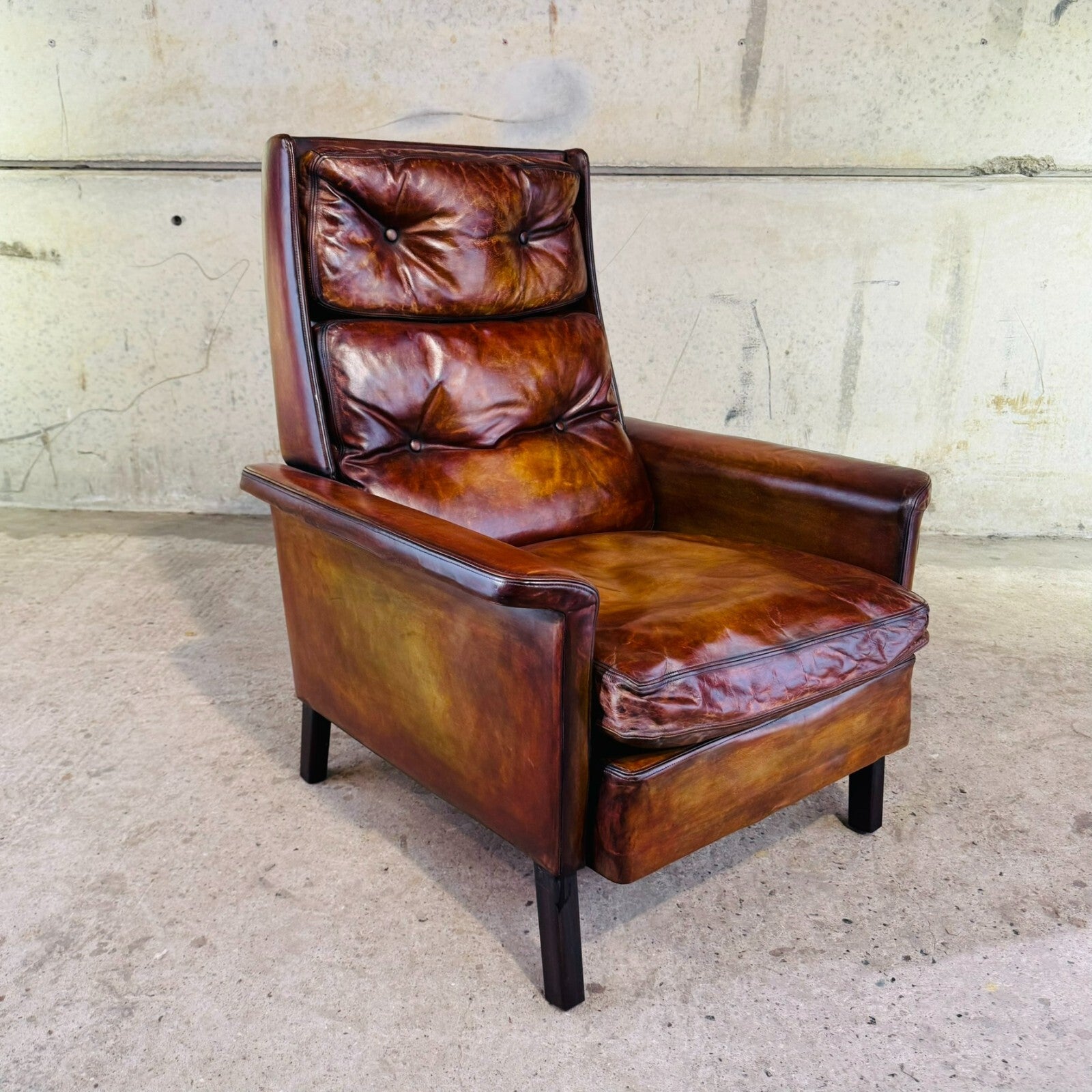 Vintage 70s Danish High-Back Tan Leather Chair – Timeless Comfort & Style