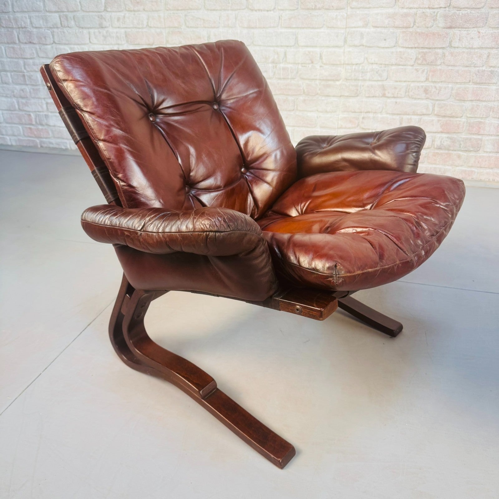 Pair of 1970s Danish ‘Skyline’ Brown Leather Armchairs by Hove Møbler