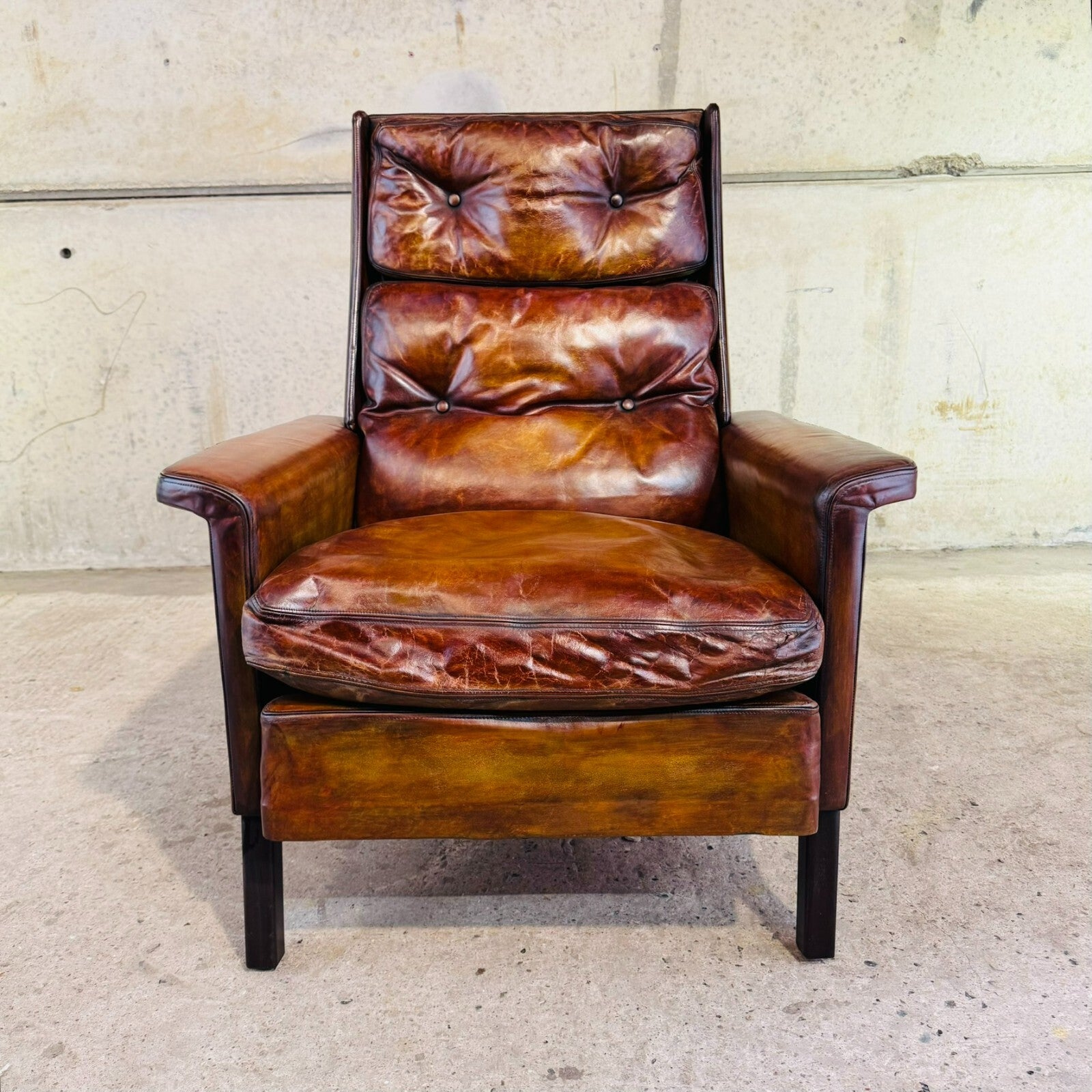 Vintage 70s Danish High-Back Tan Leather Chair – Timeless Comfort & Style