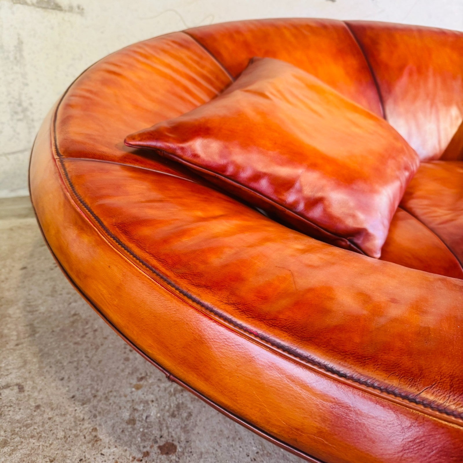DS-152 Oval Swiss De Sede Two-Seater Tan Leather Sofa - Circa 2000
