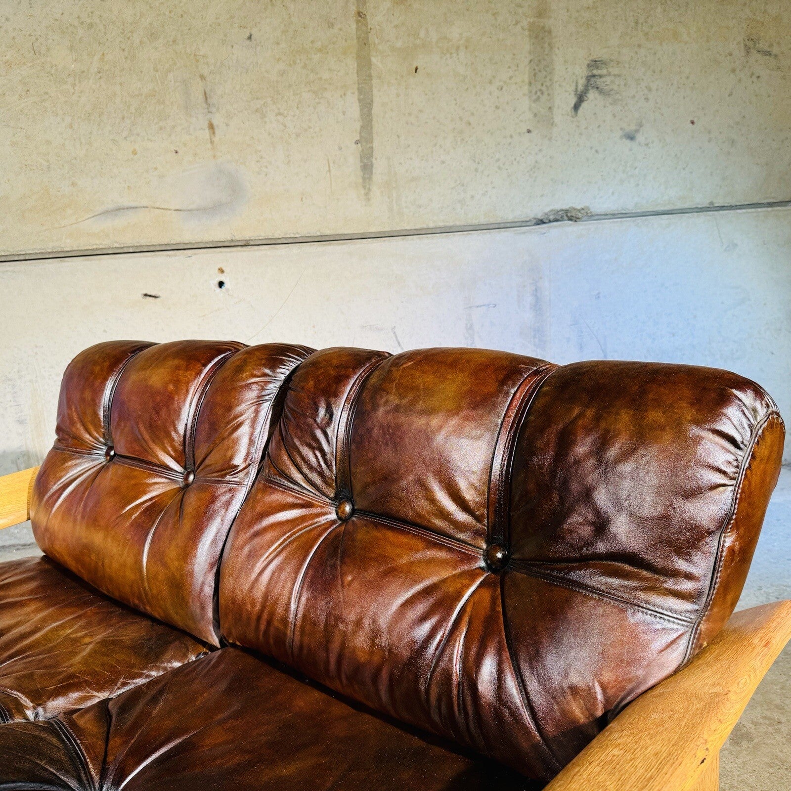 Nielaus Møbler Two-Seater Sofa Danish Design, Solid Oak, Hand-Dyed Leather