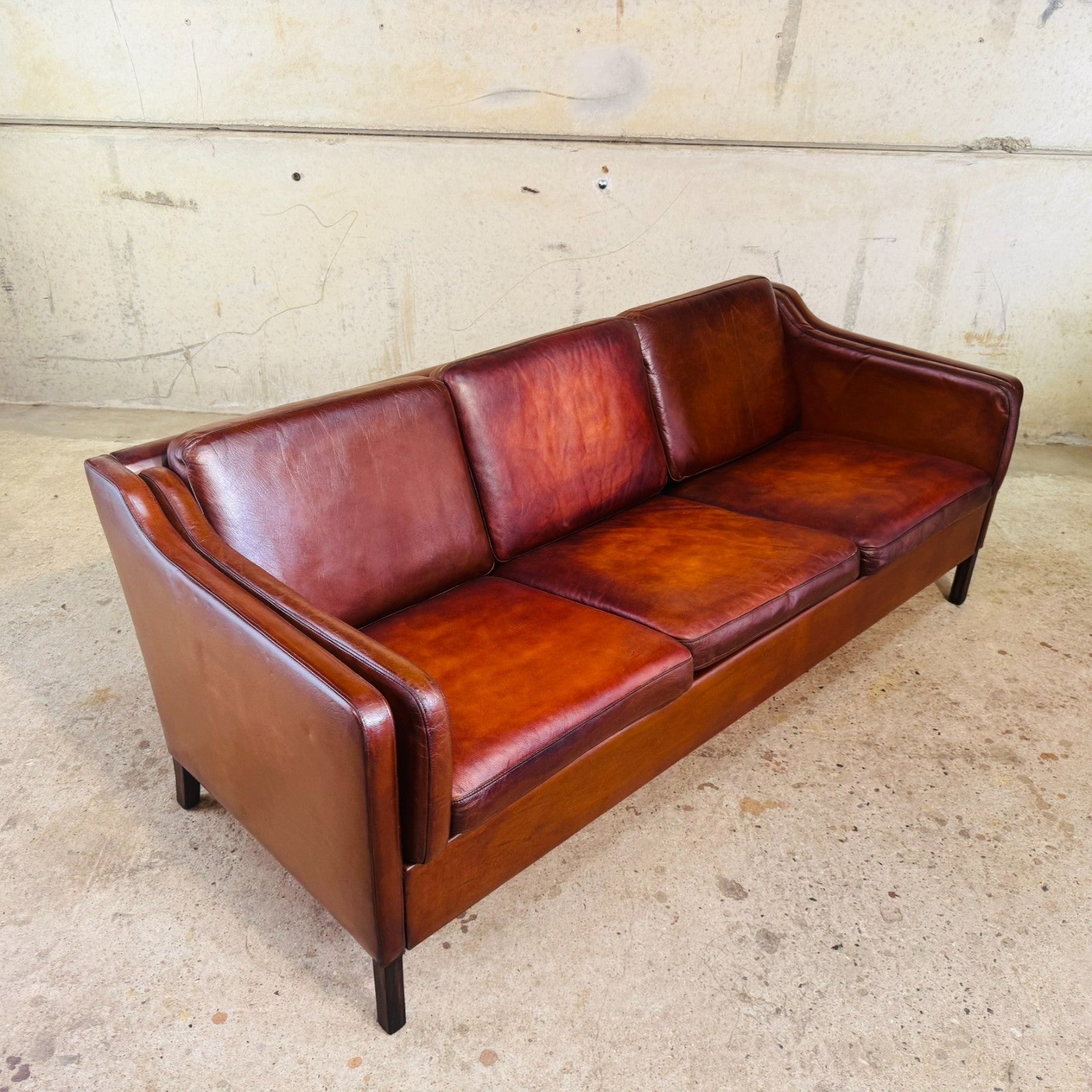 Danish Vintage 1970s Three-Seater Cognac Leather Sofa – Elegant Design