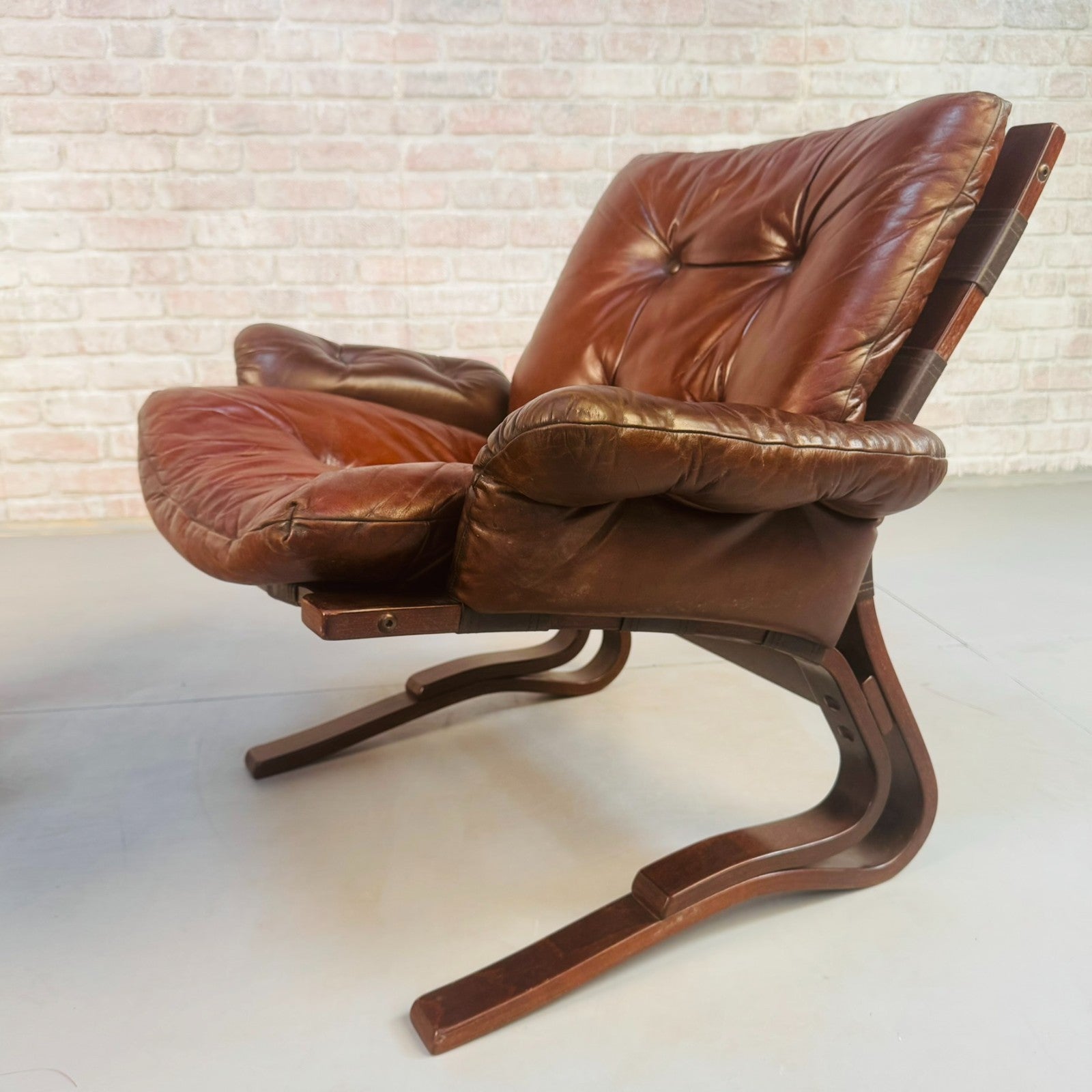 Pair of 1970s Danish ‘Skyline’ Brown Leather Armchairs by Hove Møbler