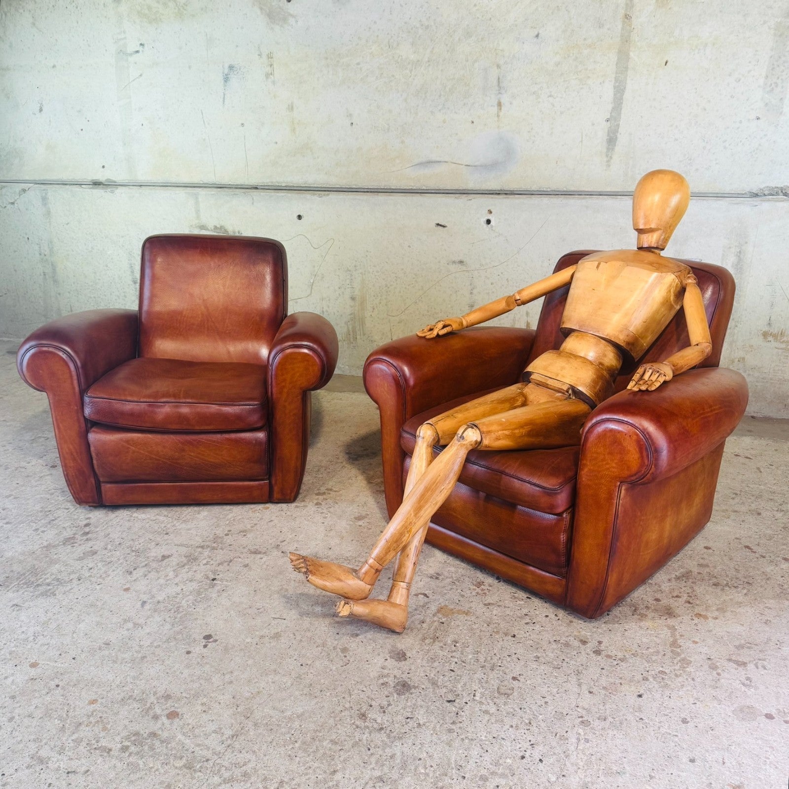 Pair of Vintage Art Deco Style Italian Tan Leather Club Chairs by Baxter
