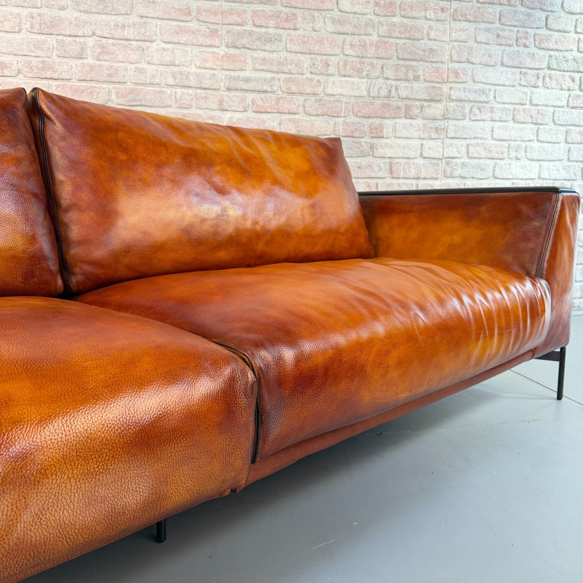 Vintage Arflex Italian Hand Dyed Tan Leather Large 3/4 Seater Sofa