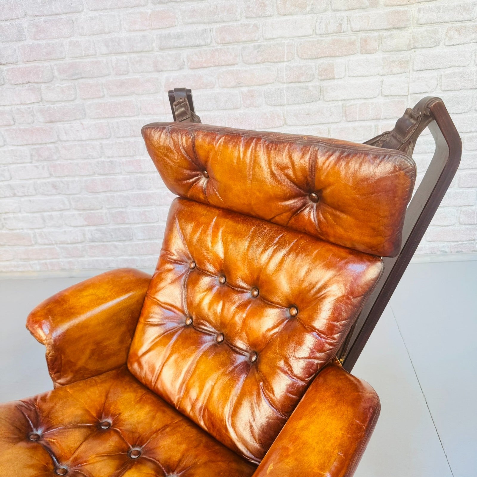 Pair Vintage Trygg Mobler Superstar Chairs Sigurd Resell Tan Leather