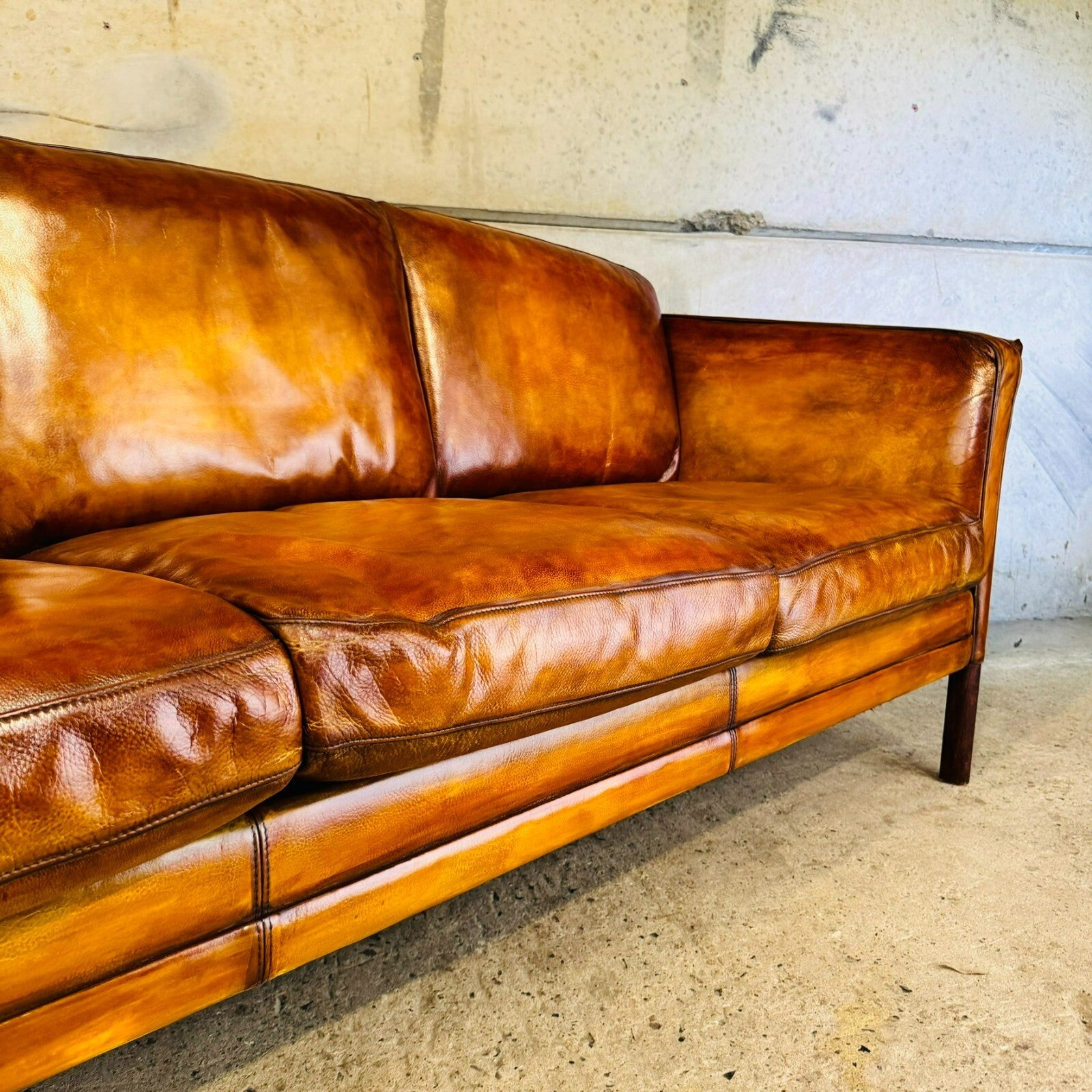 Long 1970s Danish Vintage Mogens Hansen Tan Leather Three-Seater Sofa