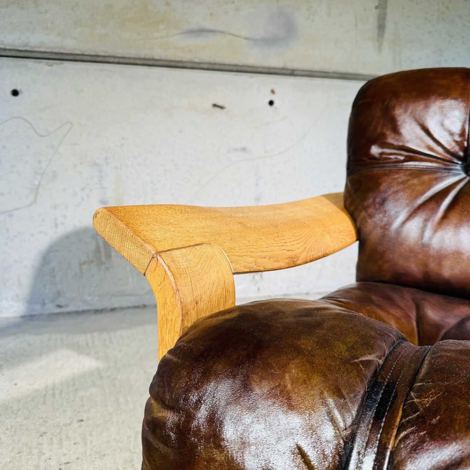 Nielaus Møbler Two-Seater Sofa Danish Design, Solid Oak, Hand-Dyed Leather
