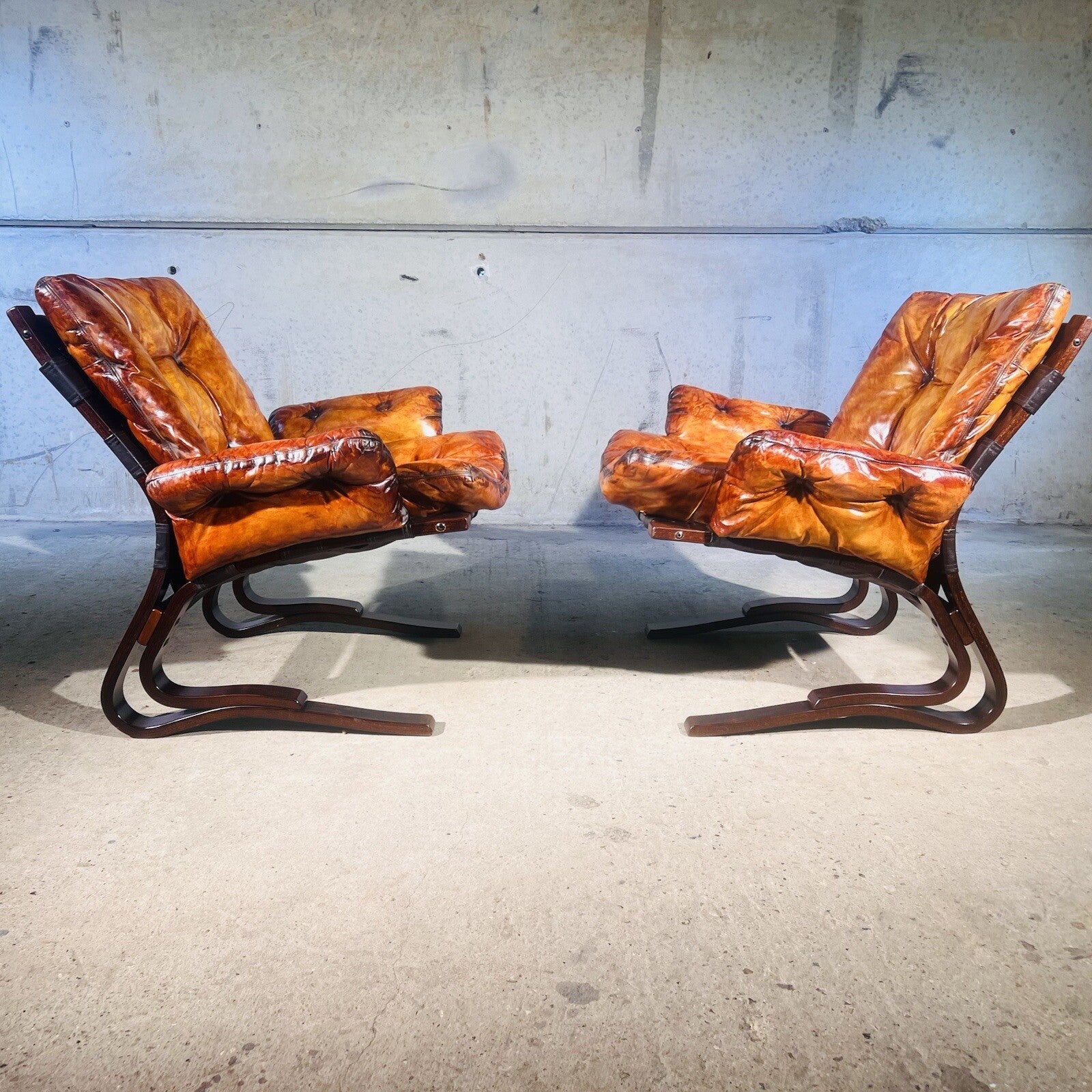 Pair of Vintage Norwegian Mid C Tan Leather Armchairs by Oddvin Rykke