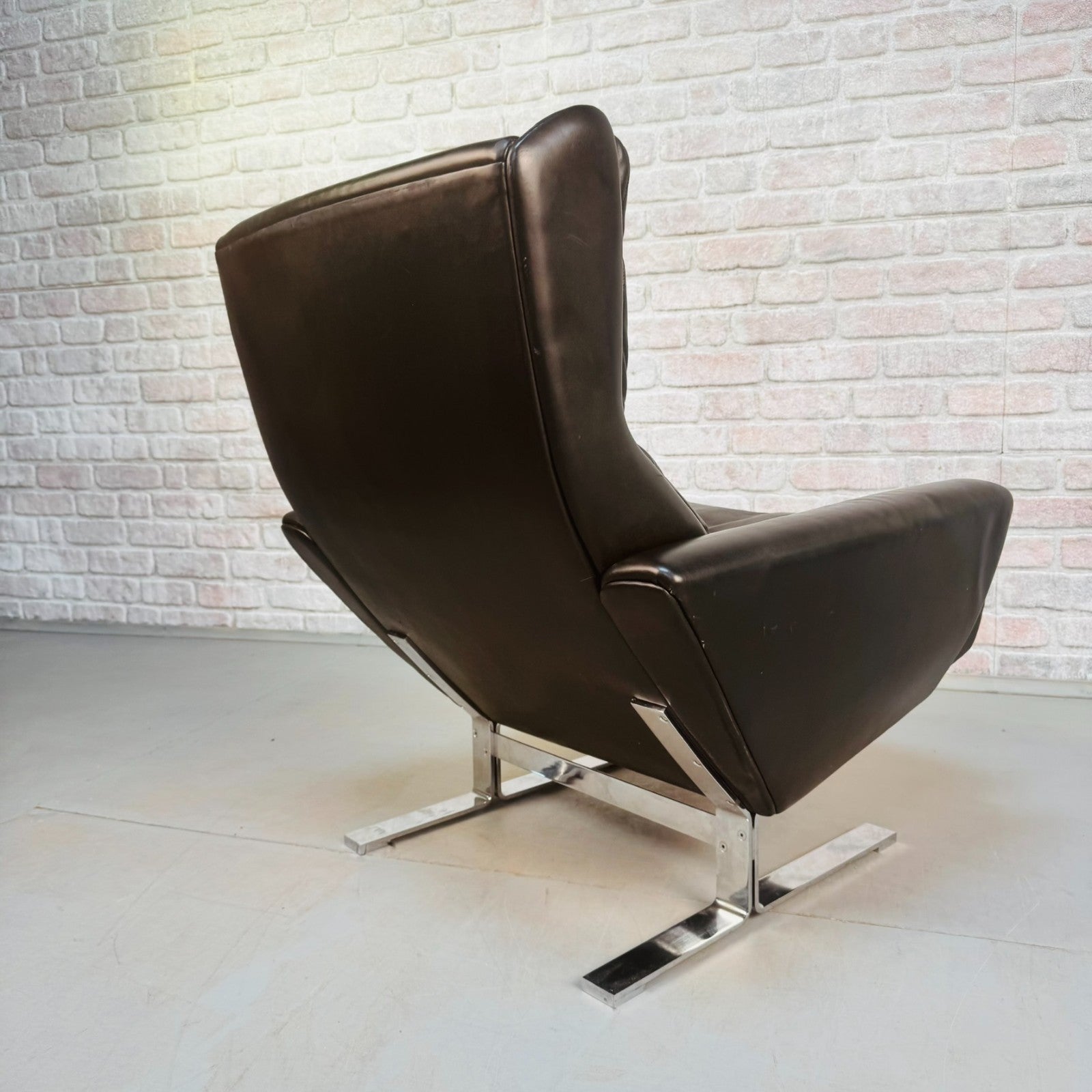 Vintage Georg Thams Black Leather Lounge Chairs for Vejen Polstermøbelfabrik