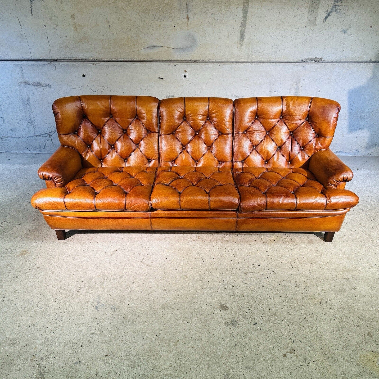 Exceptional Three-Seater “Jupiter Tan Leather Sofa by Arne Norell Sweden