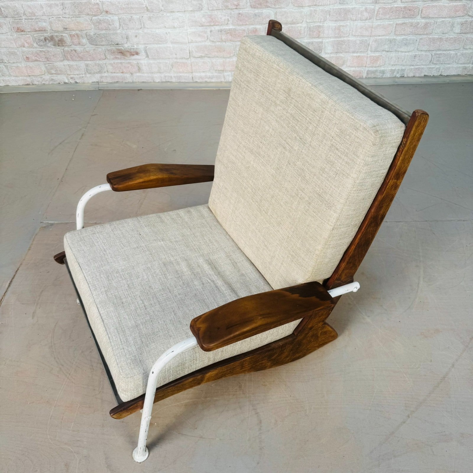 Mid-Century Armchair in the Style of Jean Prouvé “Kangourou”