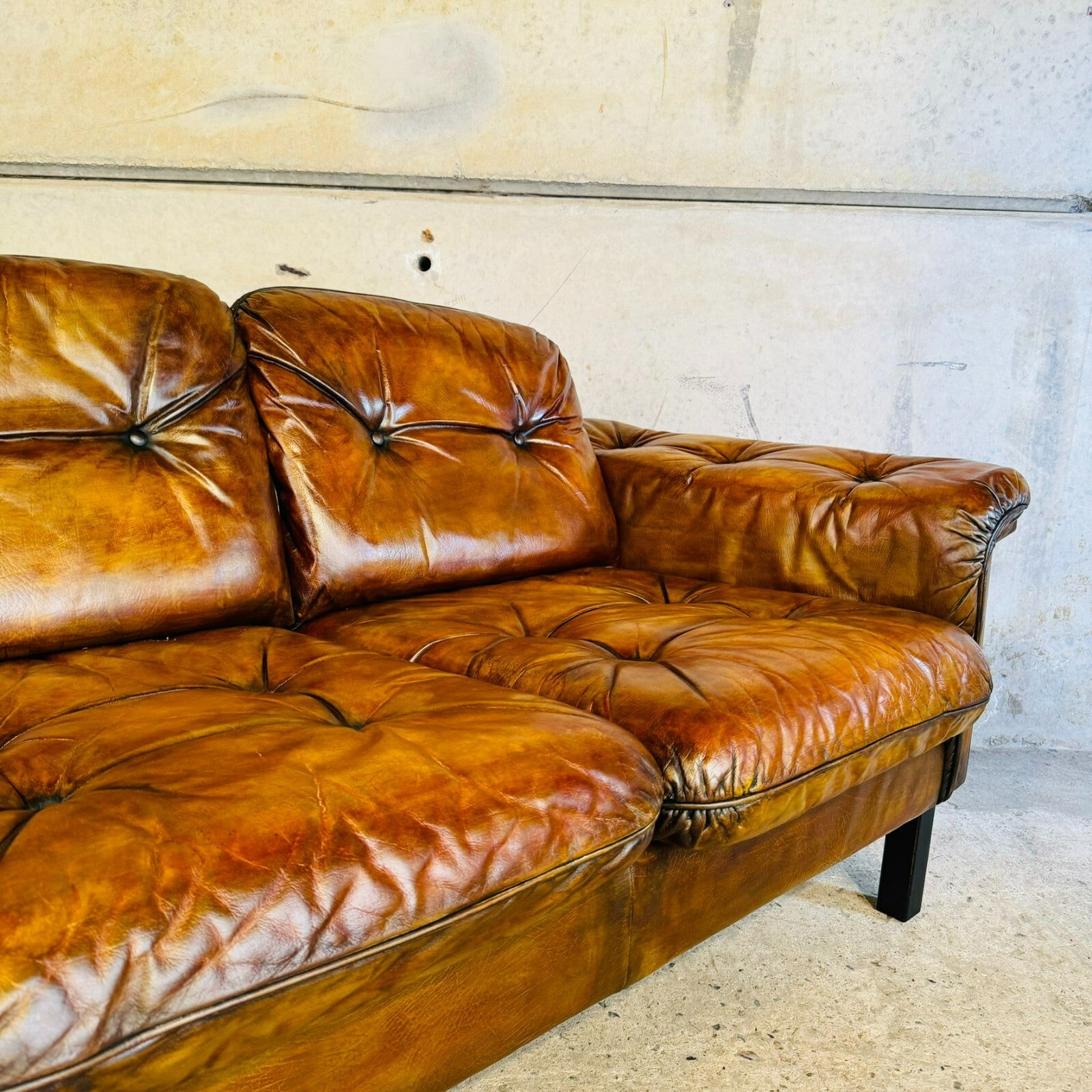 Fantastic 1970s Swedish Tan Leather Three-Seater Sofa – Stylish Comfortable