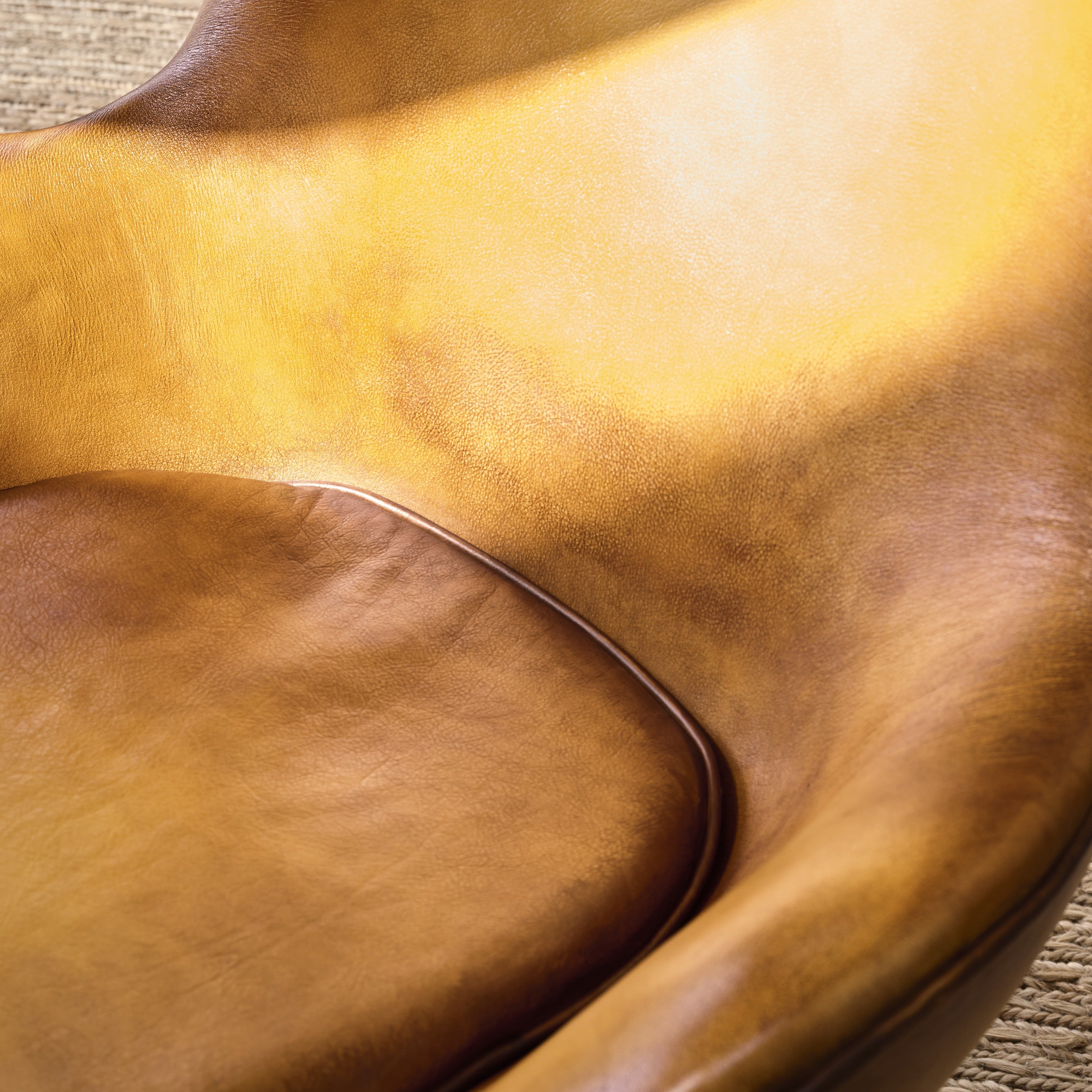 THE EGG | Chair