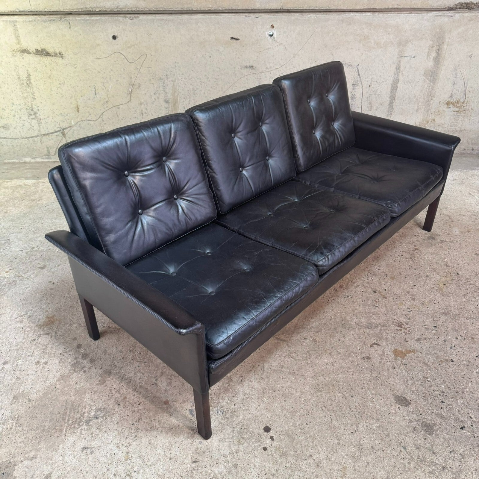 Danish 1970s Black Leather Three-Seater Sofa by Hans Olsen – Sleek Design