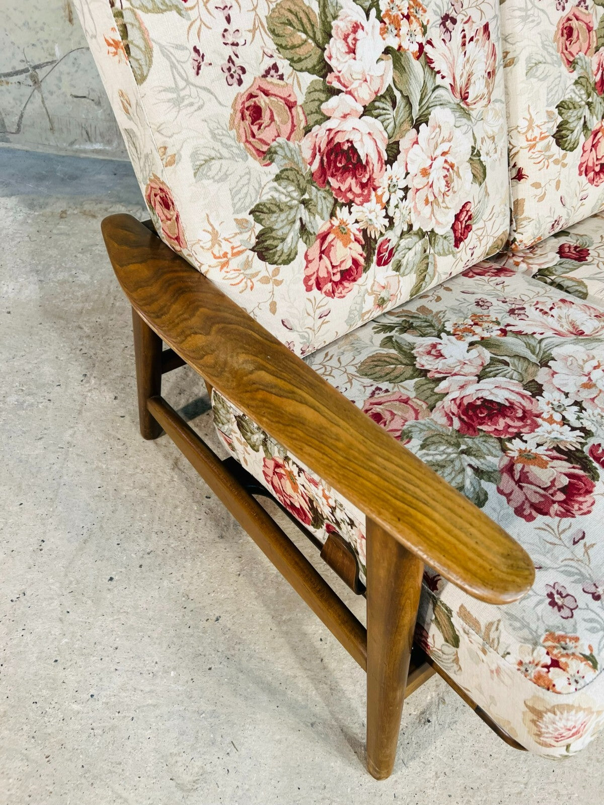 Original Danish 60s Hans Wegner GE-240 Sofa and Pair of Armchairs Suite