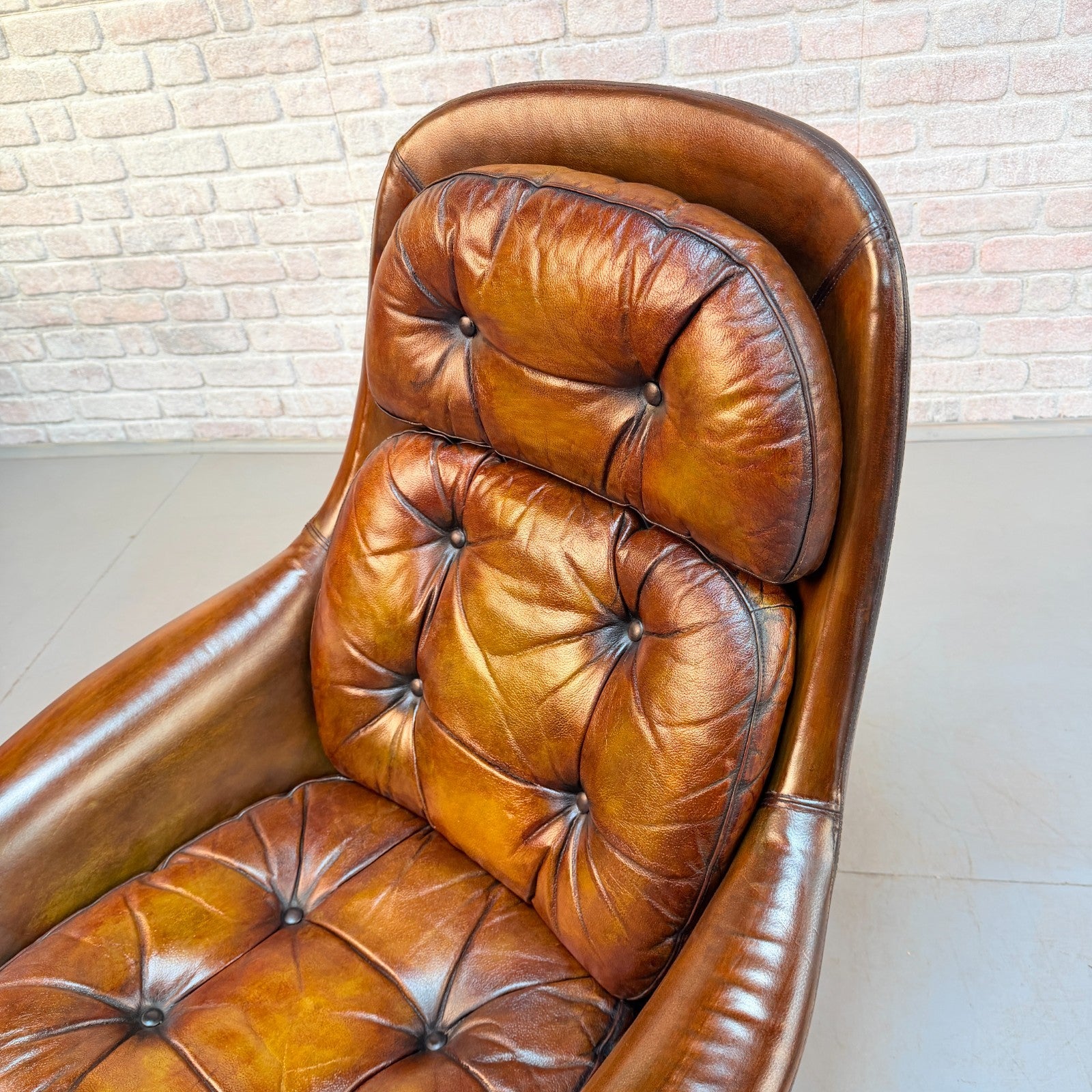 Vintage H.W. Klein for Bramin Swivel Tan Hand-Dyed Leather Egg Chair