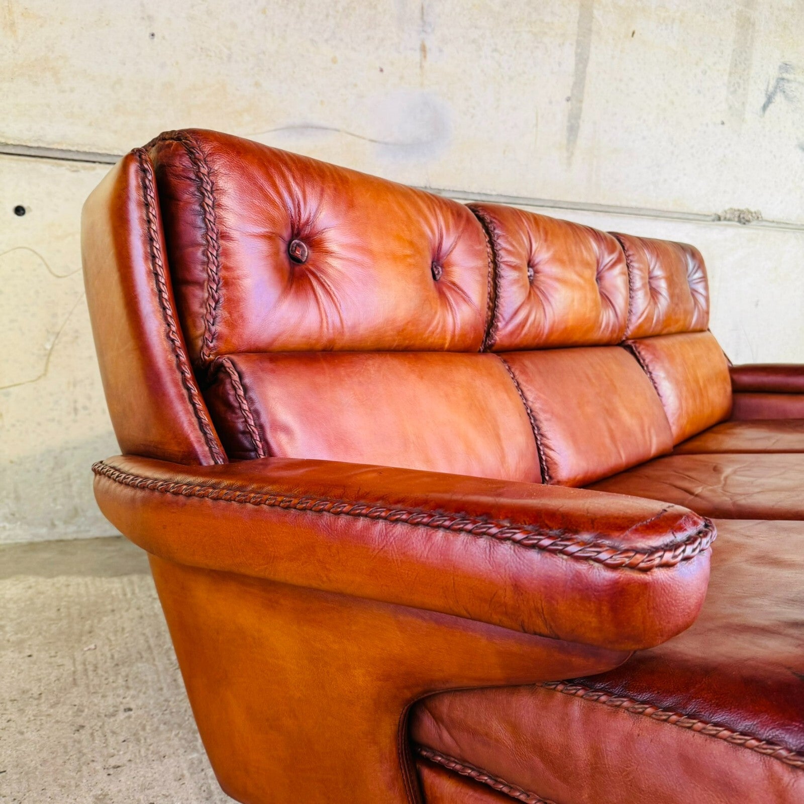 1970s Vintage Danish Long Three-Seater Cognac Leather Sofa – High Back