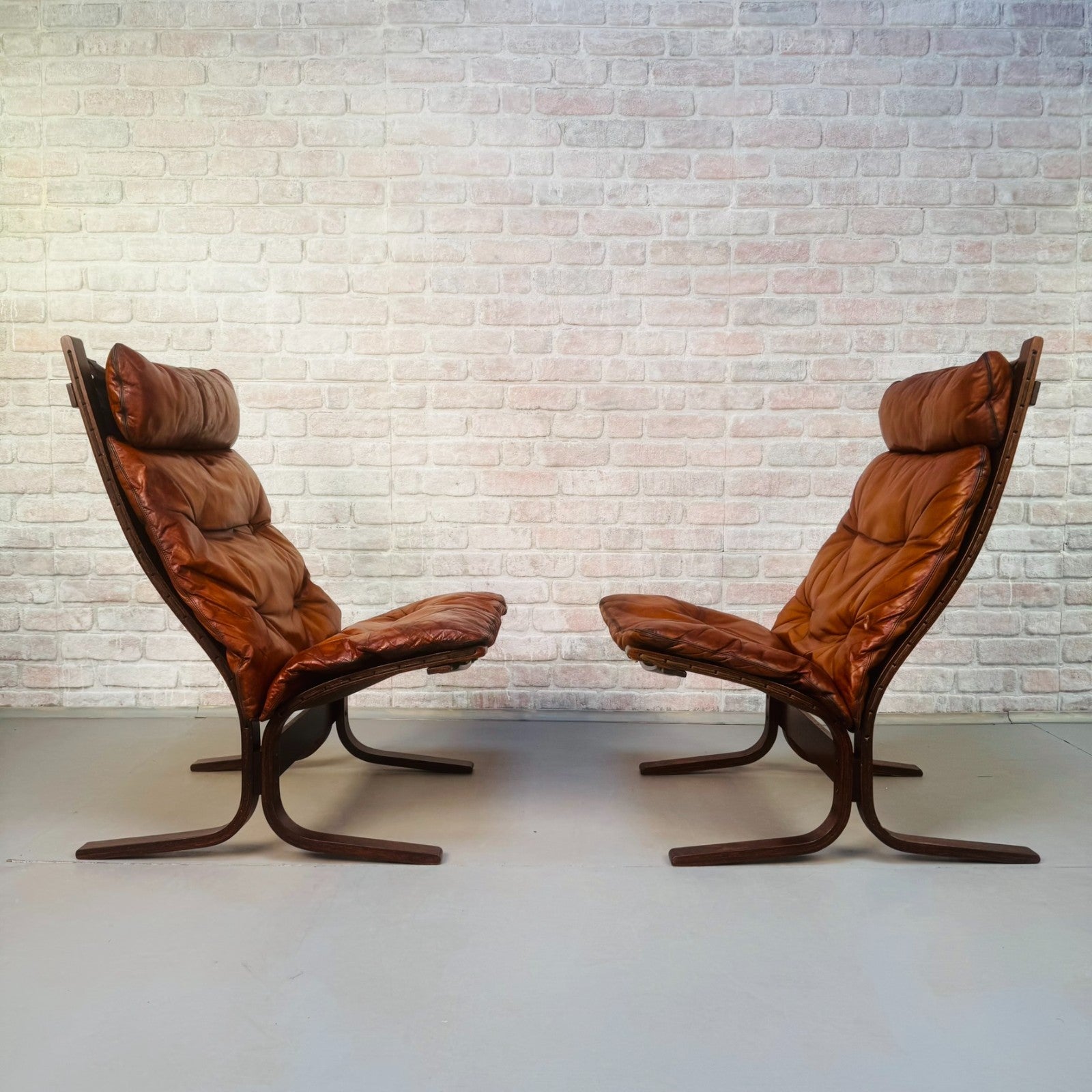 Pair of 1970s Westnofa Siesta High Back Lounge Chairs by Ingmar Relling