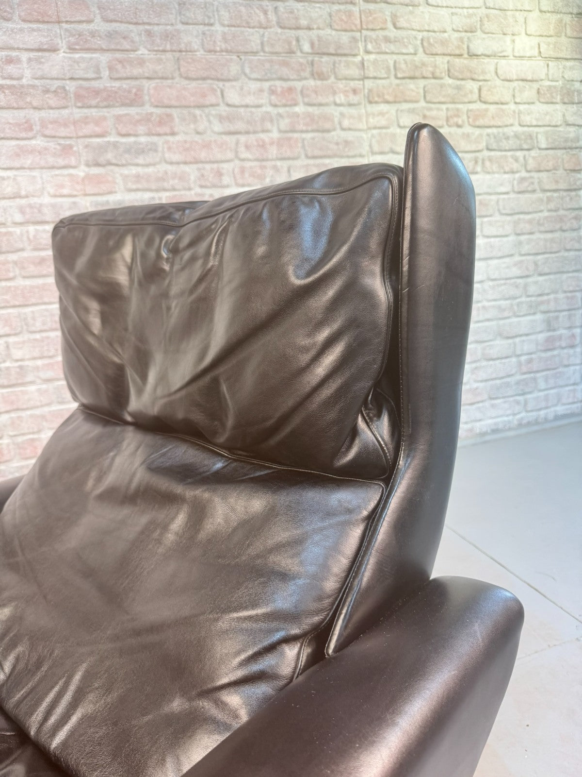 Vintage Georg Thams Black Leather Lounge Chairs for Vejen Polstermøbelfabrik