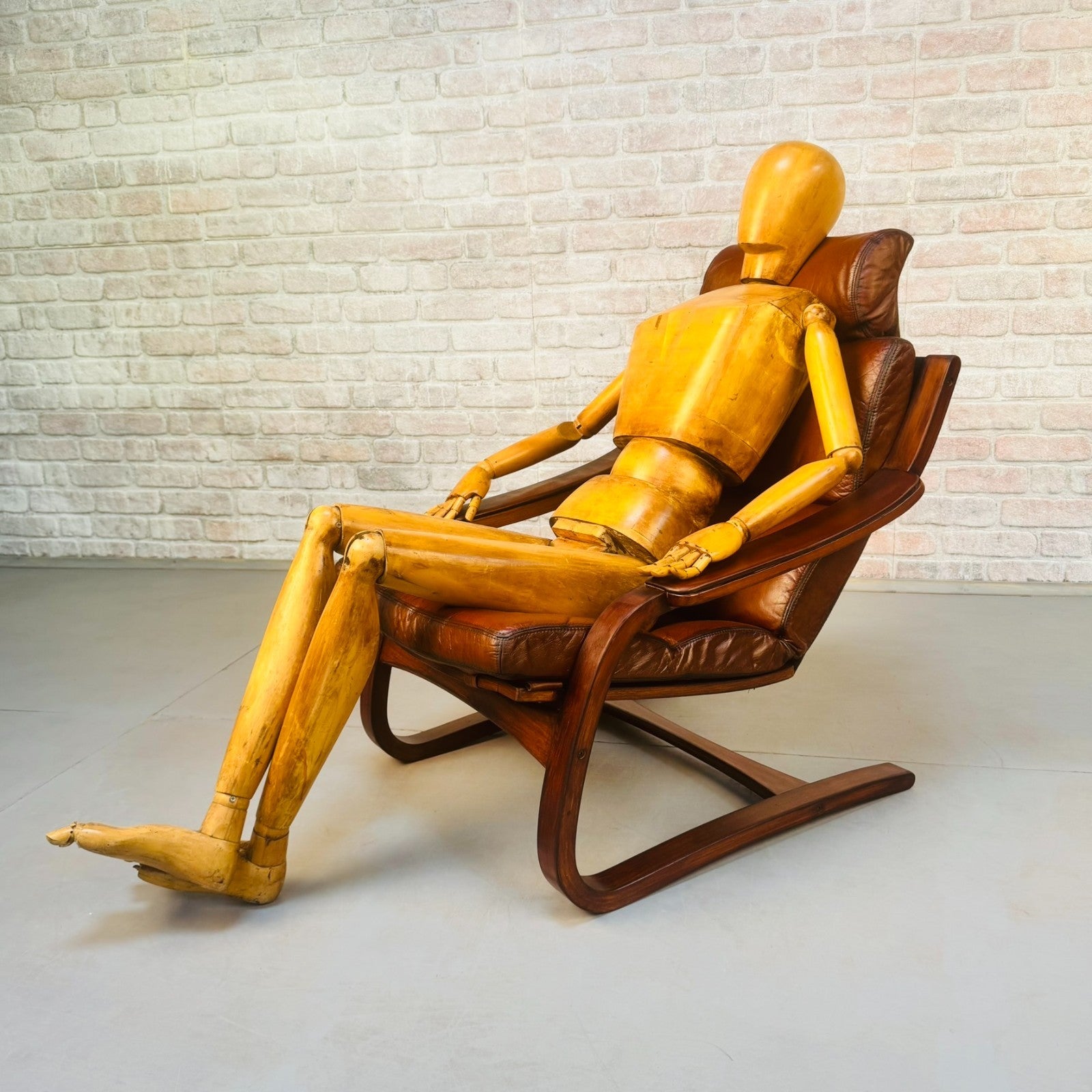 Vintage 1970s Skippers Møbler Danish Bentwood Cantilever Leather Armchair