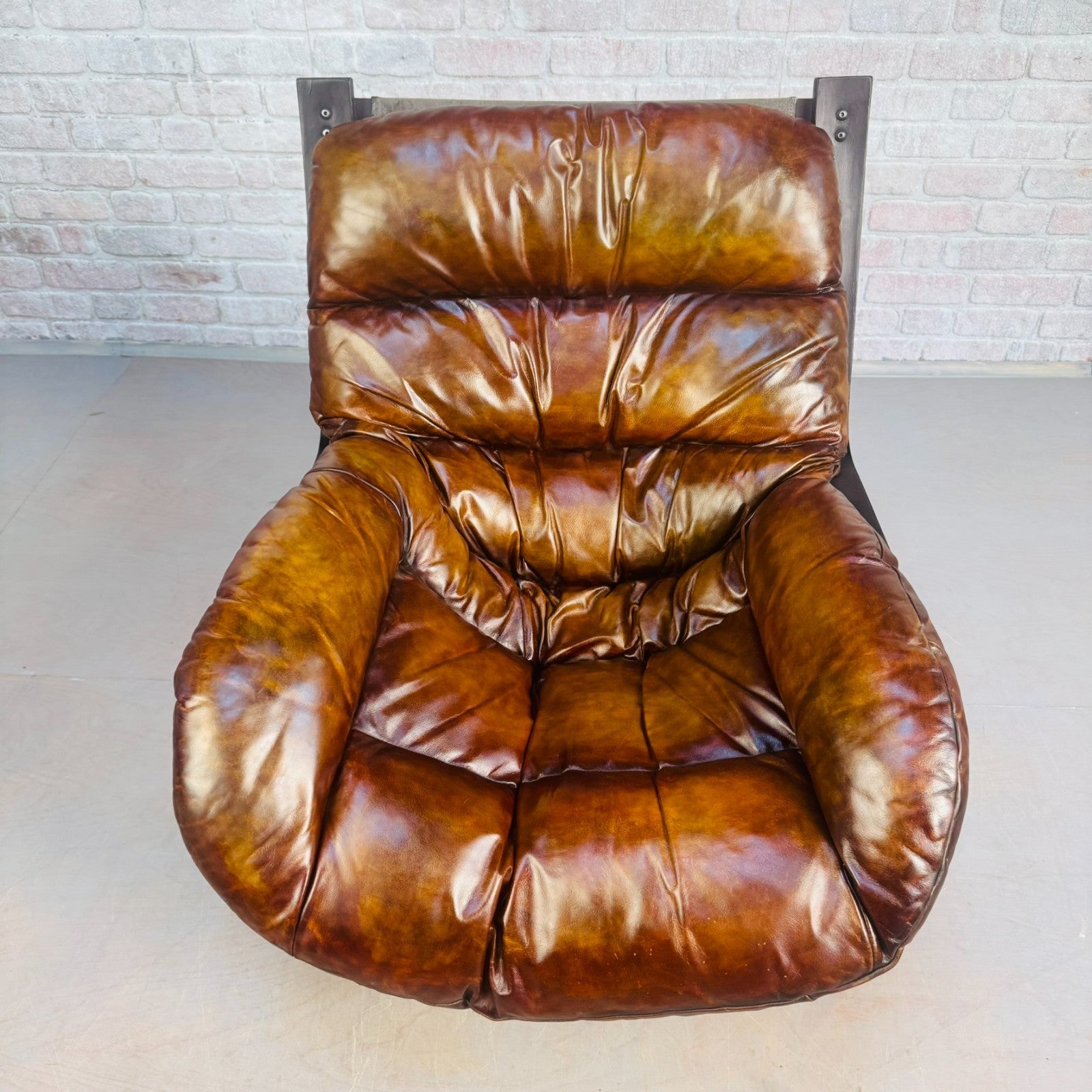 Vintage 1970s Swedish Cantilever Tan Leather Armchair – Stylish, Comfortable