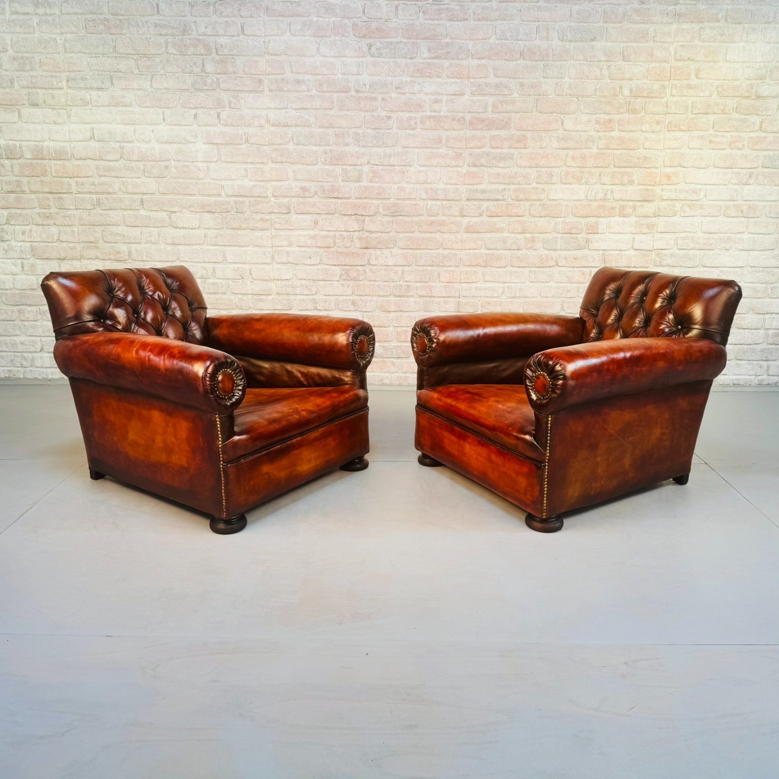 Pair 1920s English Cognac Leather Club Chairs Deep Seated Armchairs