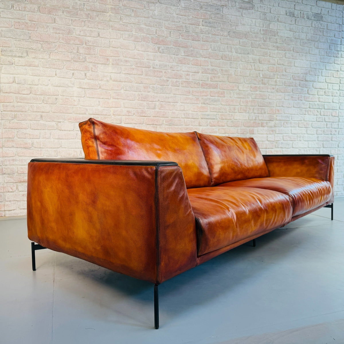Vintage Arflex Italian Hand Dyed Tan Leather Large 3/4 Seater Sofa