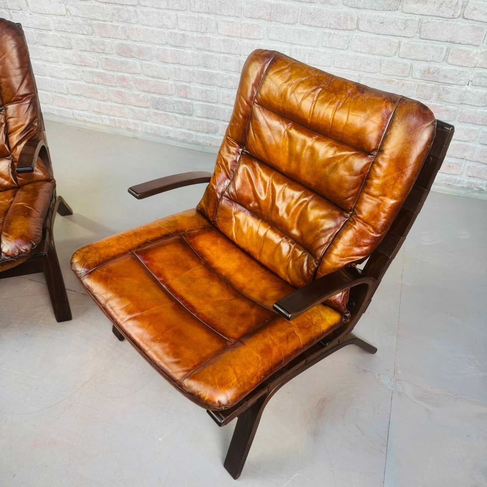 Mid Century Danish Farstrup Mobler Tan Leather Armchairs Pair Bentwood Miljø