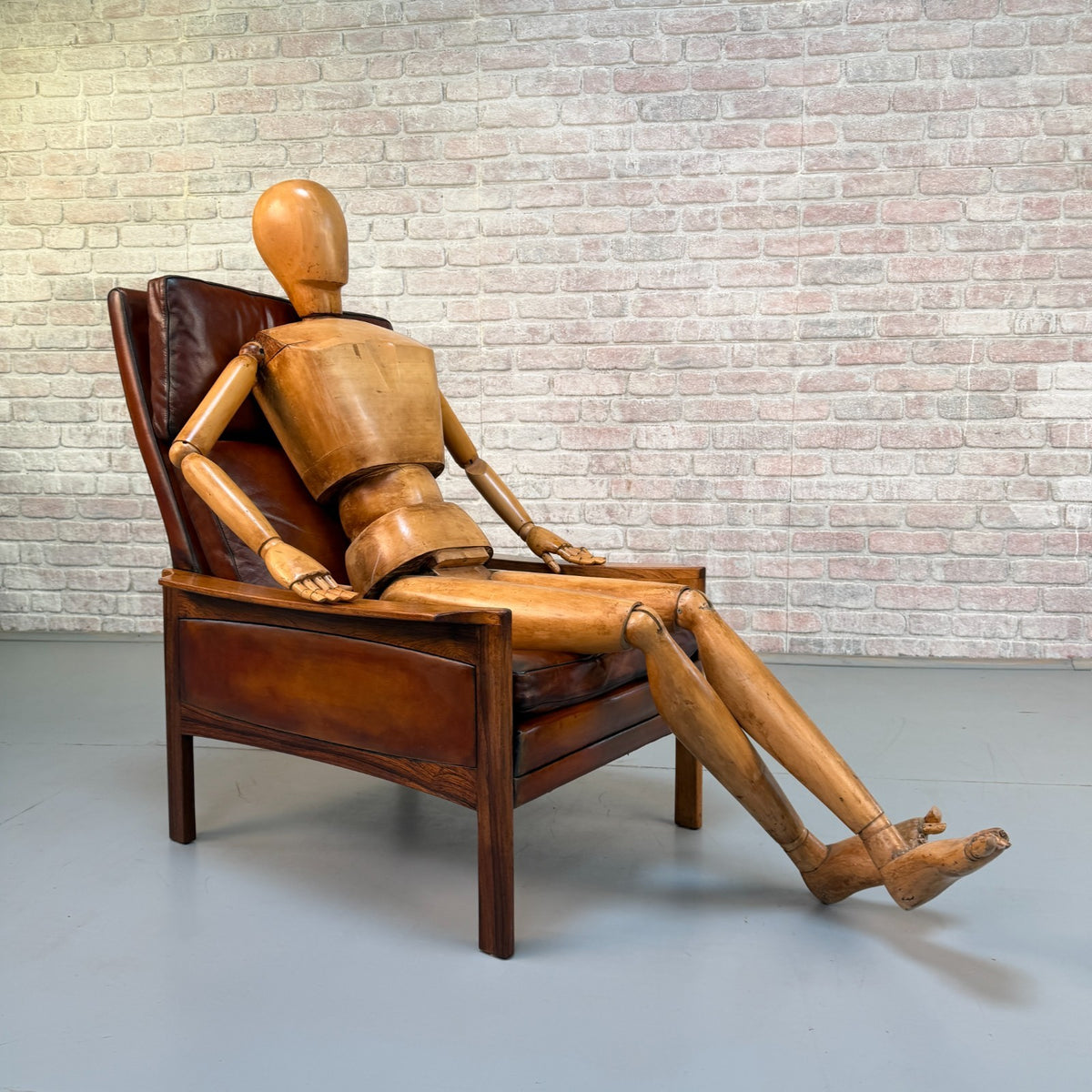 Vintage 1970s Danish Tan Leather High Back Armchair – RoseWood Frame